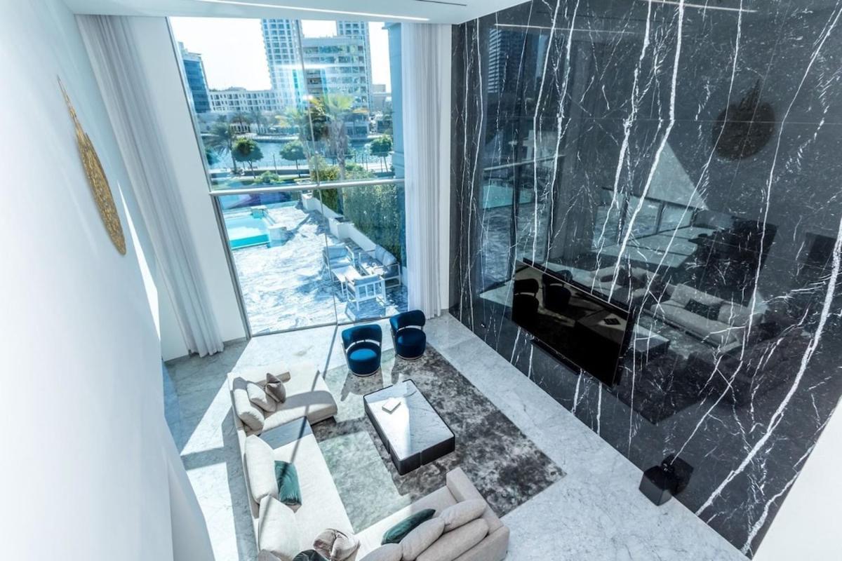 Grand Marina 4br Triplex With Pool Gym Sauna *