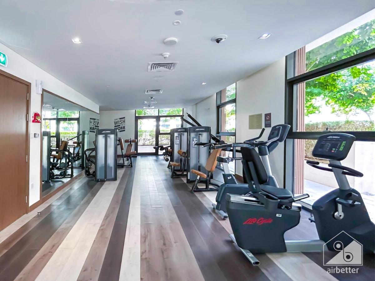 Luxury Design & Stunning Views In Hills Dubai