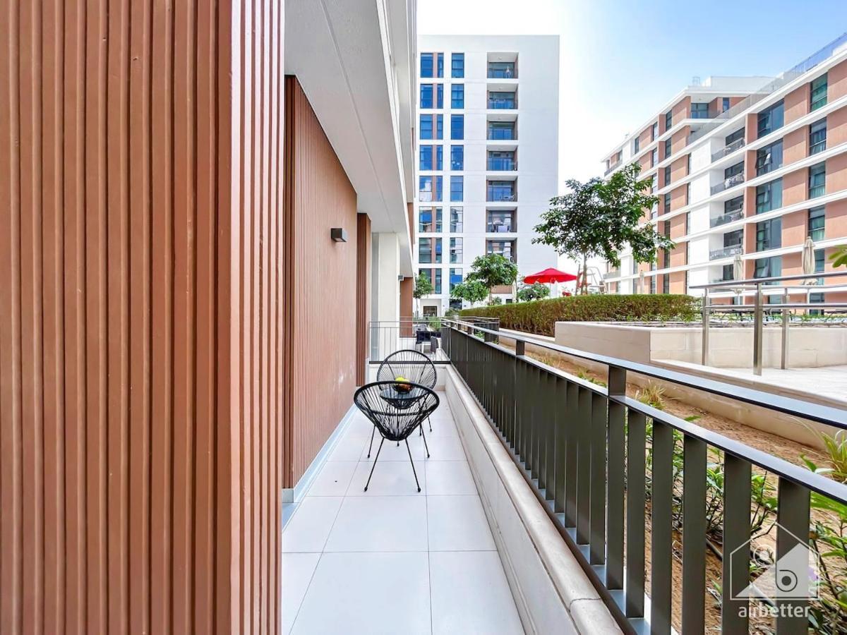 Luxury Design & Stunning Views In Hills Apartment *
