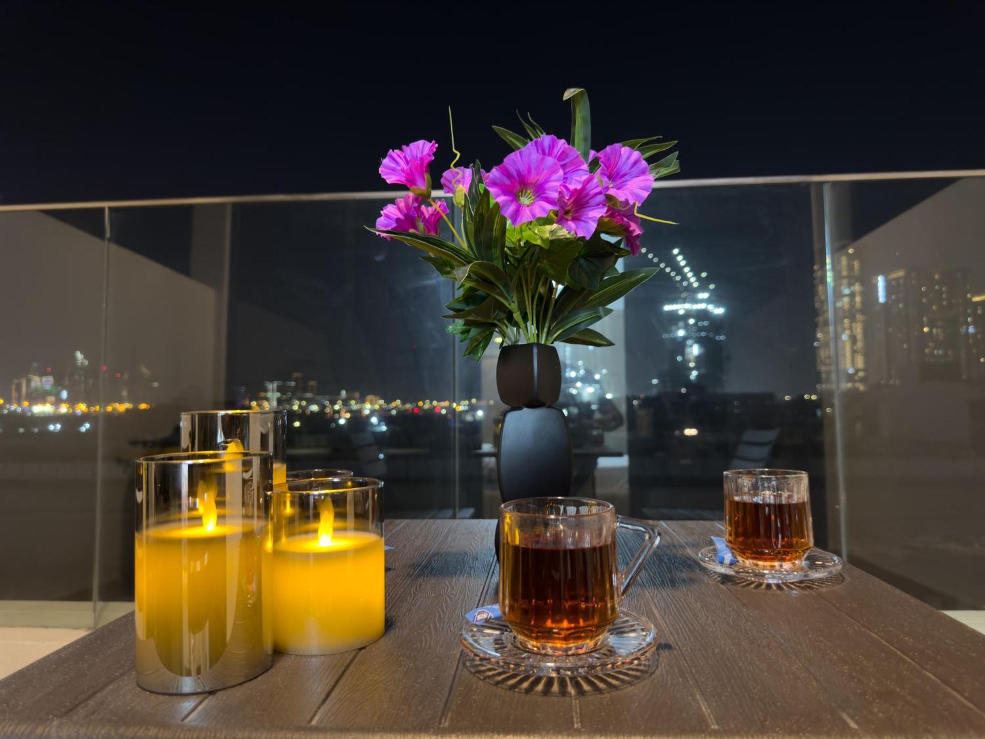 Apartment In Azizi Riviera *