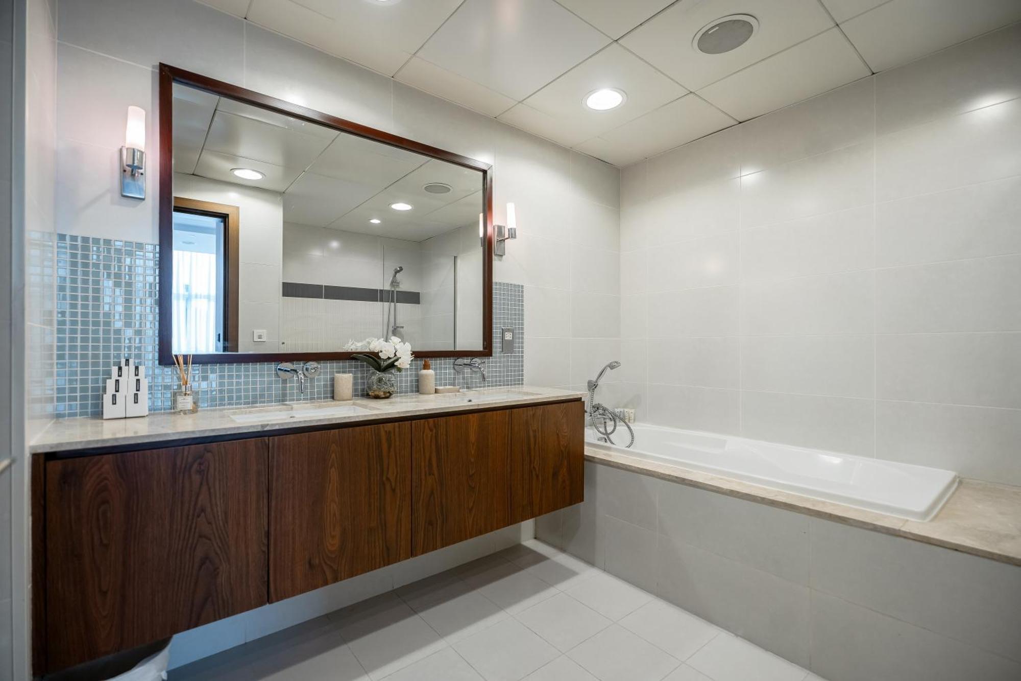 Clever Guest 028 Baltic Apartment Dubai
