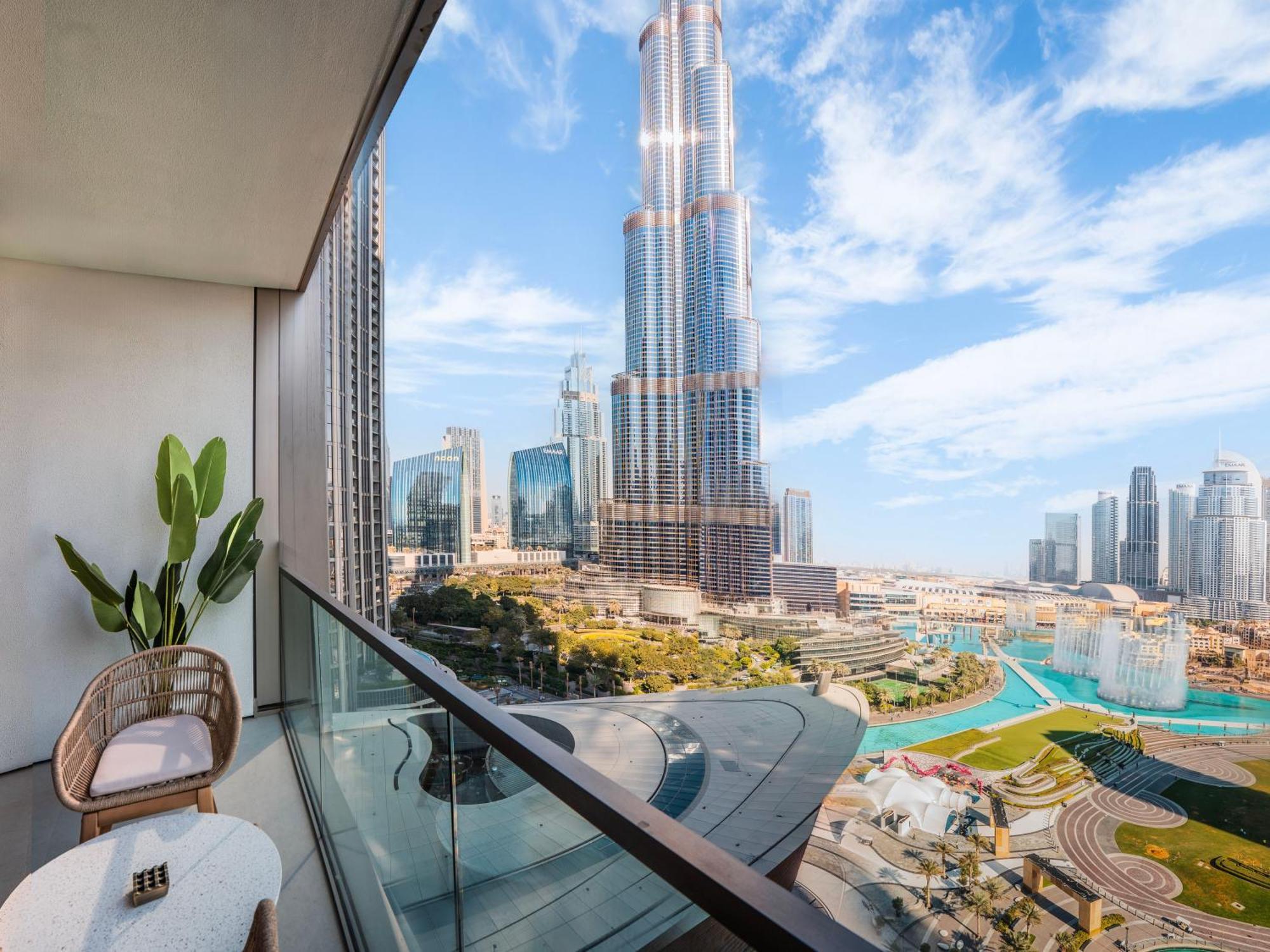Stylish 2-bedroom Luxury In Downtown With Burj Khalifa & Fountain Views Apartment Dubai