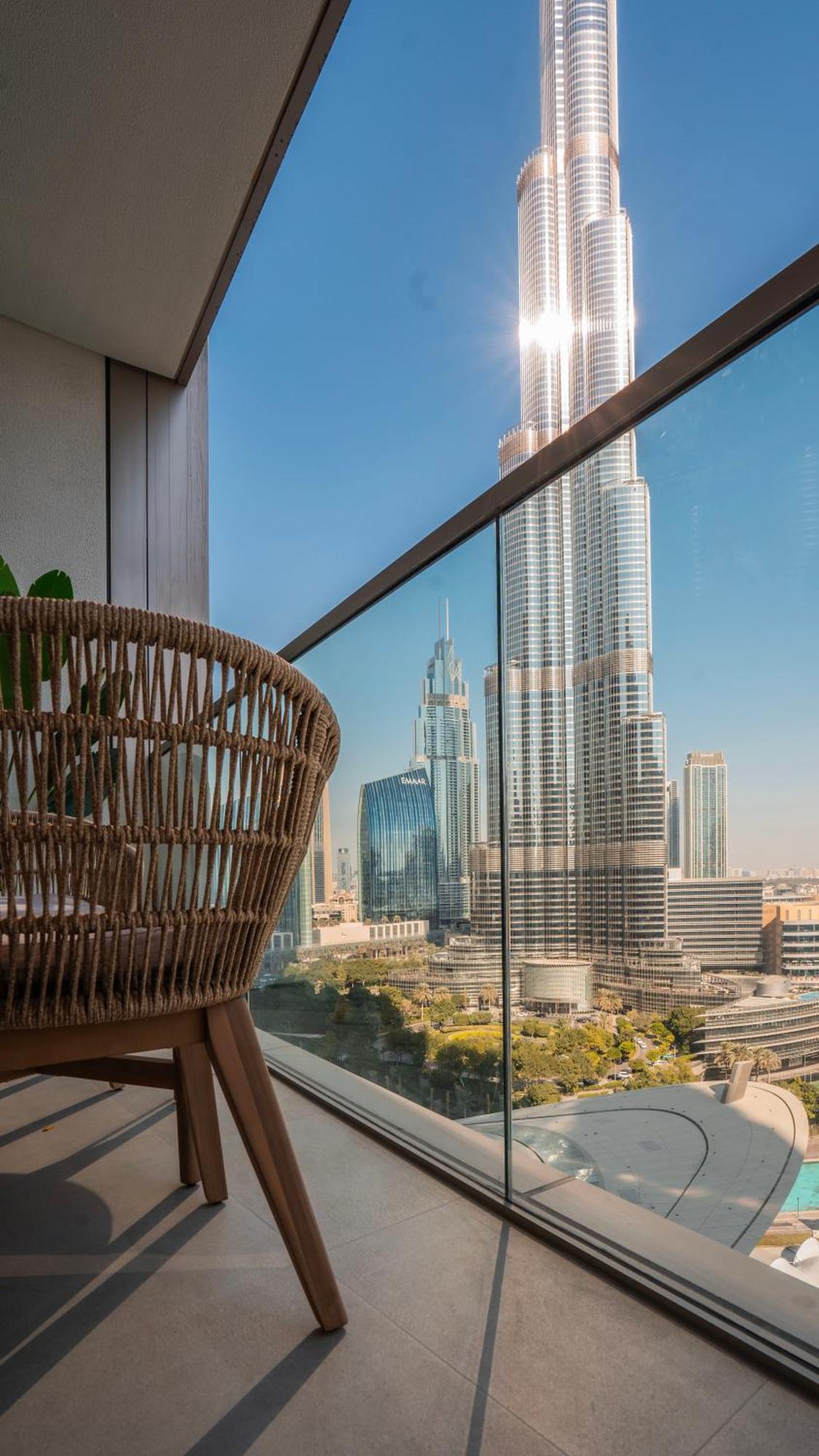 Apartment Stylish 2-bedroom Luxury In Downtown With Burj Khalifa & Fountain Views Dubai