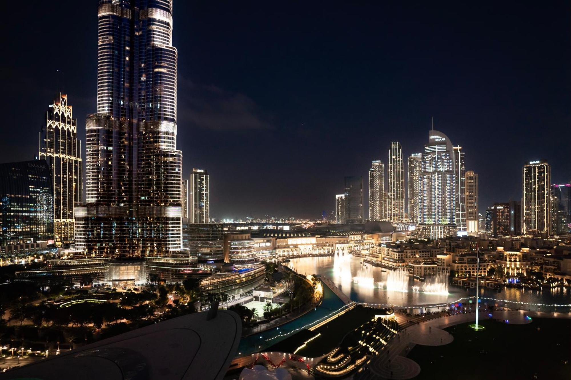 Stylish 2-bedroom Luxury In Downtown With Burj Khalifa & Fountain Views Apartment