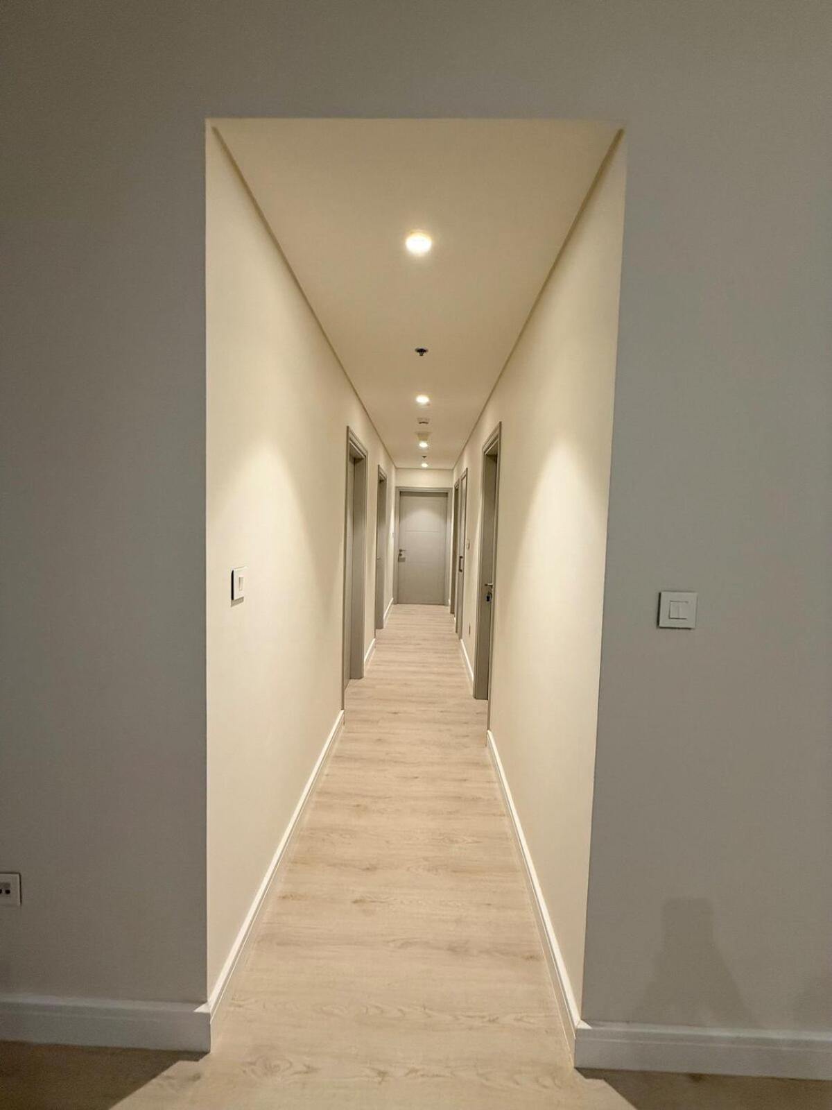 Apartment Upgraded Brand New Downtown *