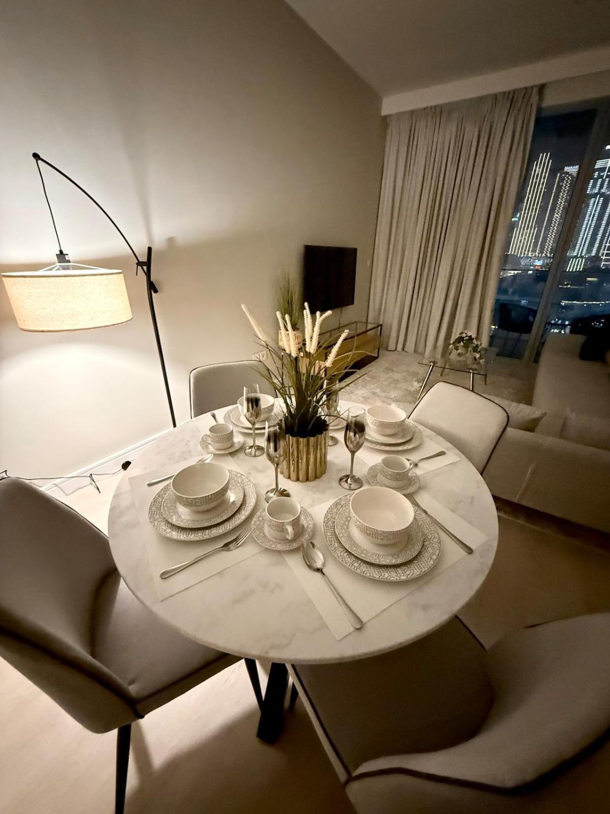 Apartment Upgraded Brand New Downtown *