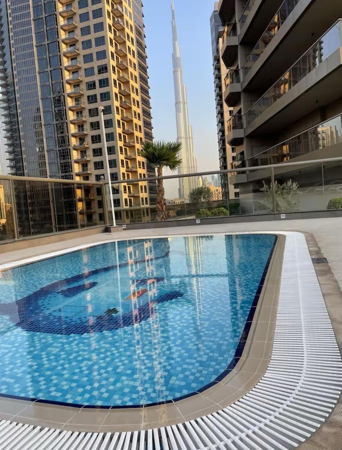 Exquisite Burj View Elite Downtown Apartment *