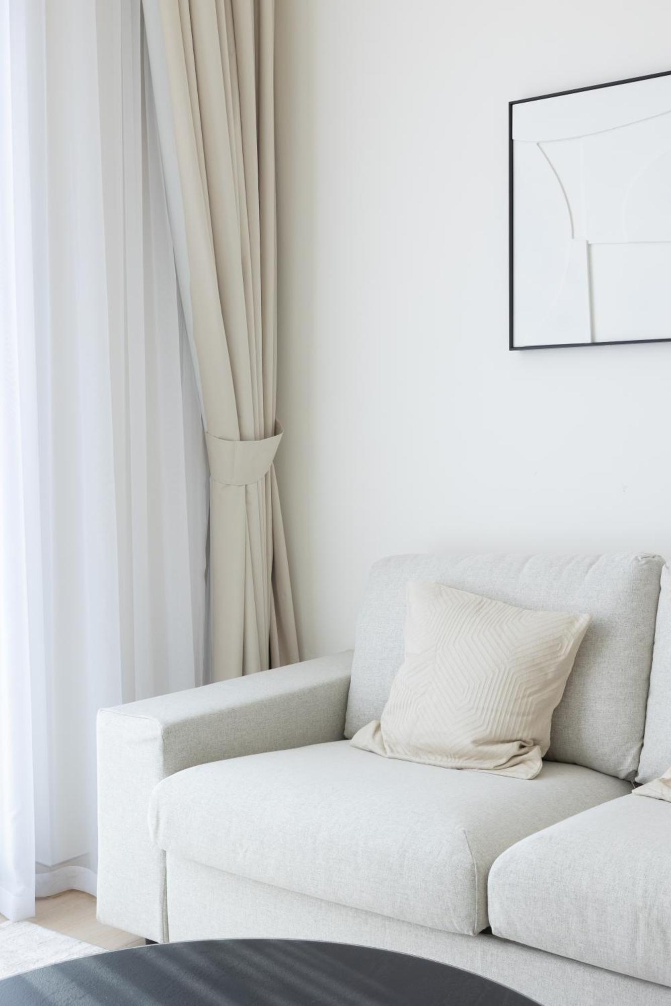 Cozy 1br With Balcony In Binghatti Emerald Apartment
