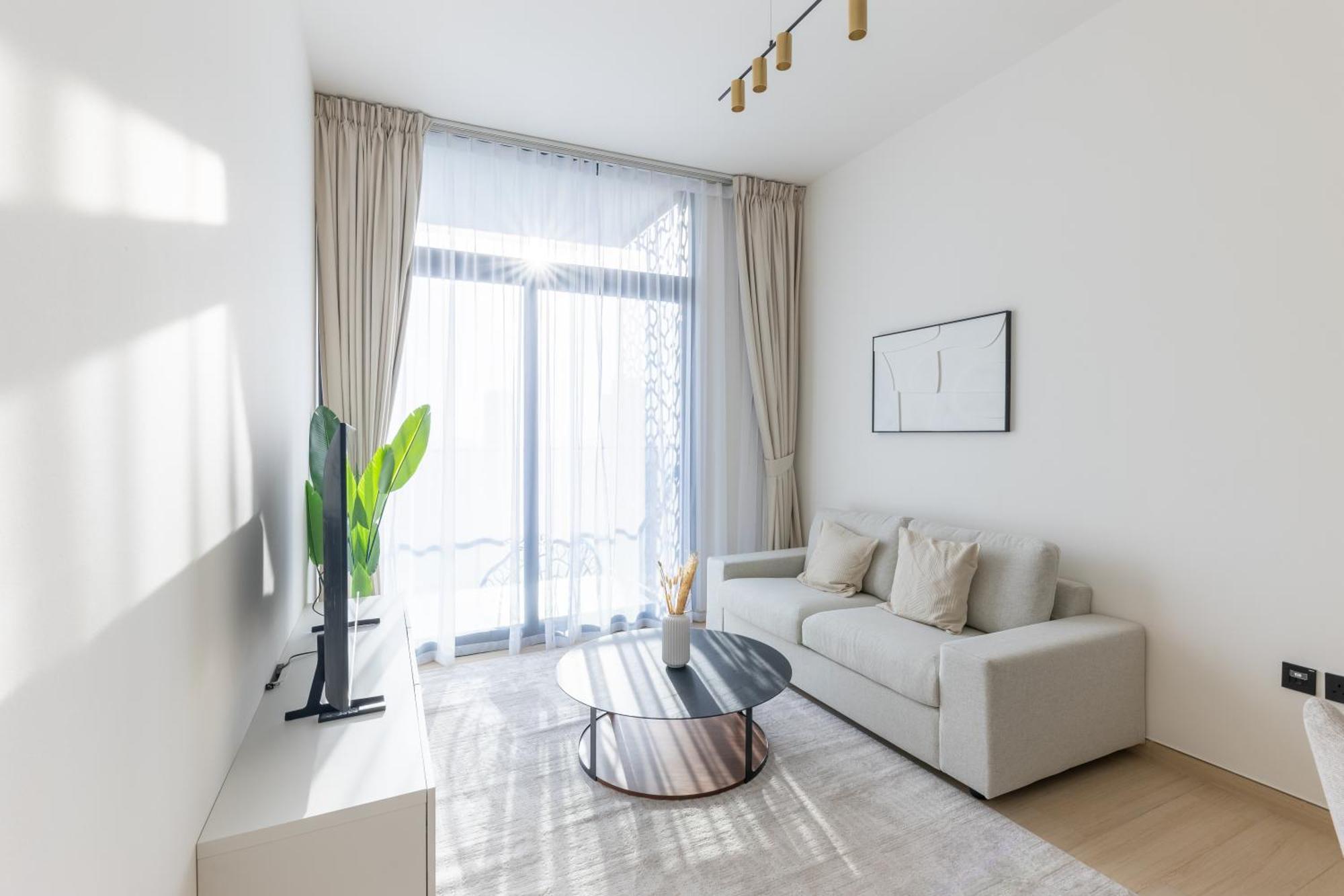 Apartment Cozy 1br With Balcony In Binghatti Emerald