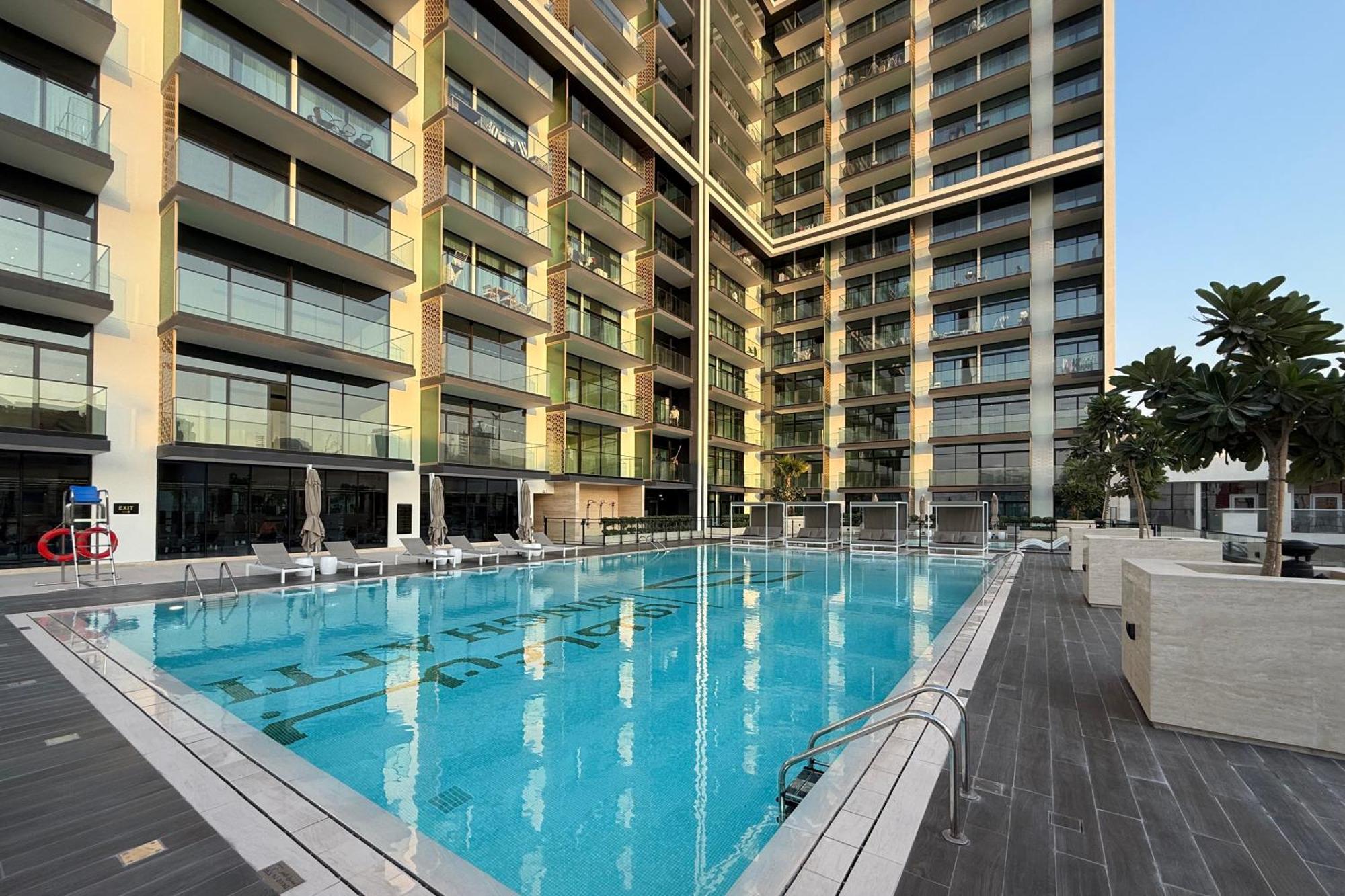 Cozy 1br With Balcony In Binghatti Emerald *