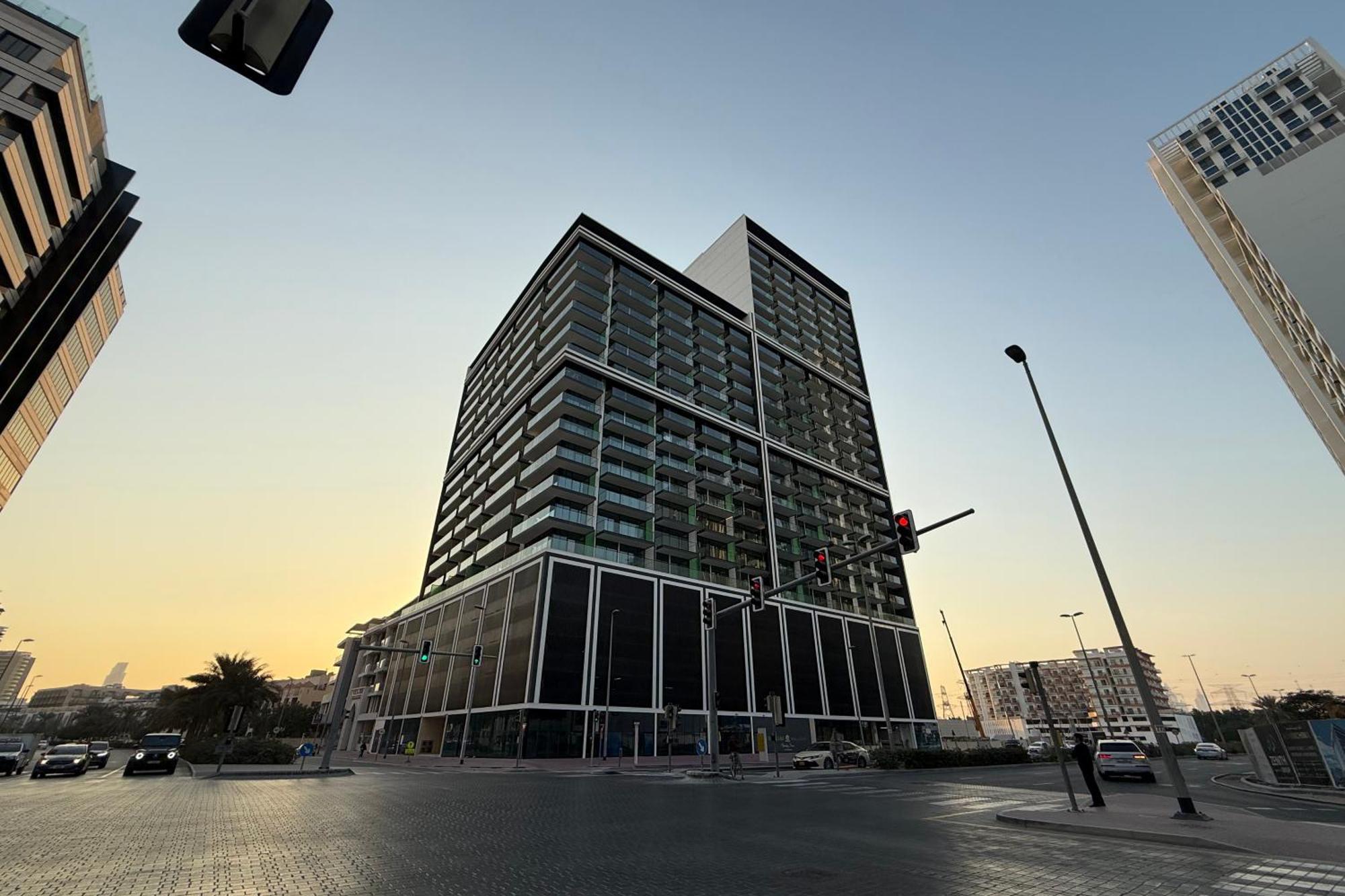 Apartment Cozy 1br With Balcony In Binghatti Emerald Dubai