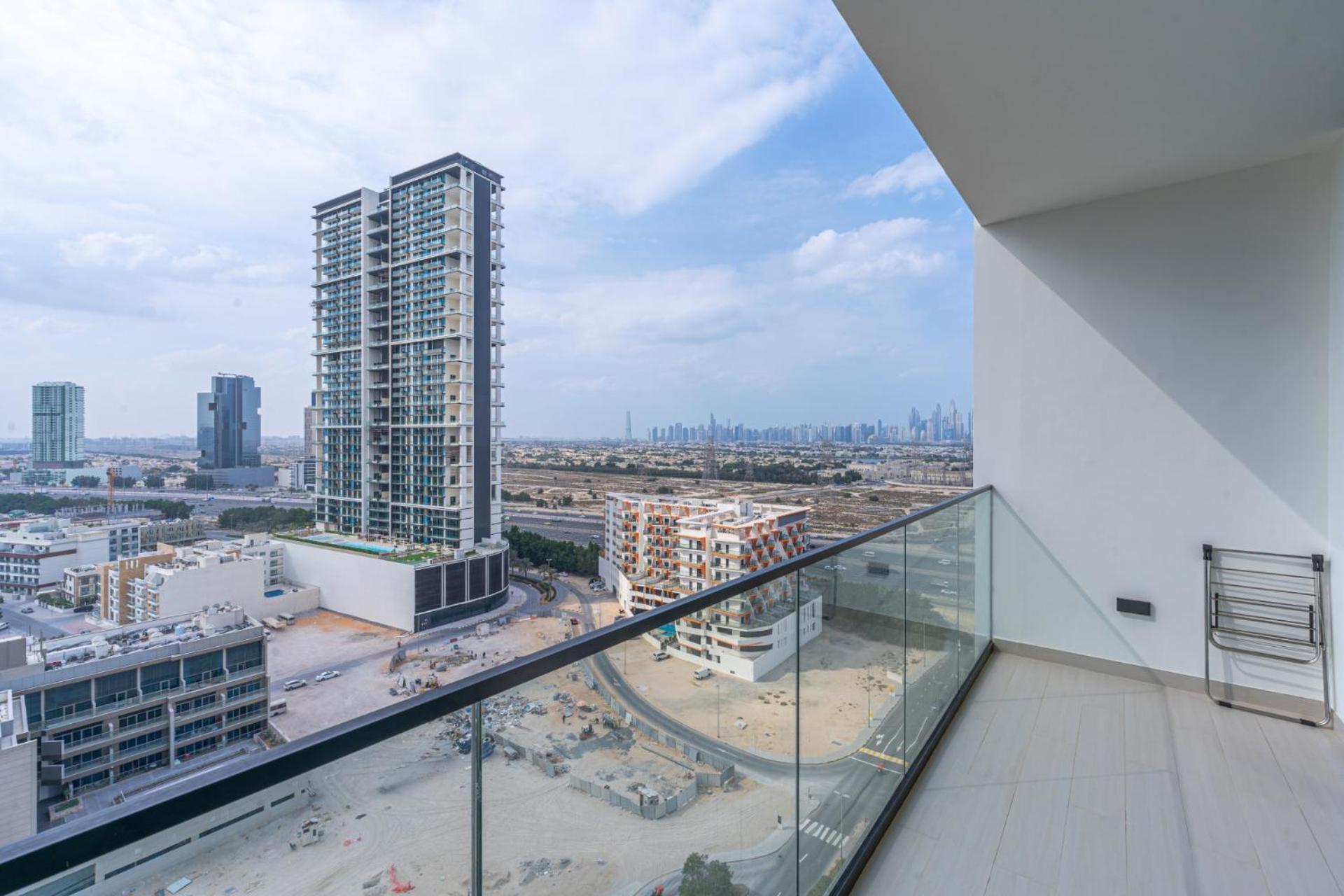 Smart Living I High Speed Wi-fi I View * Dubai