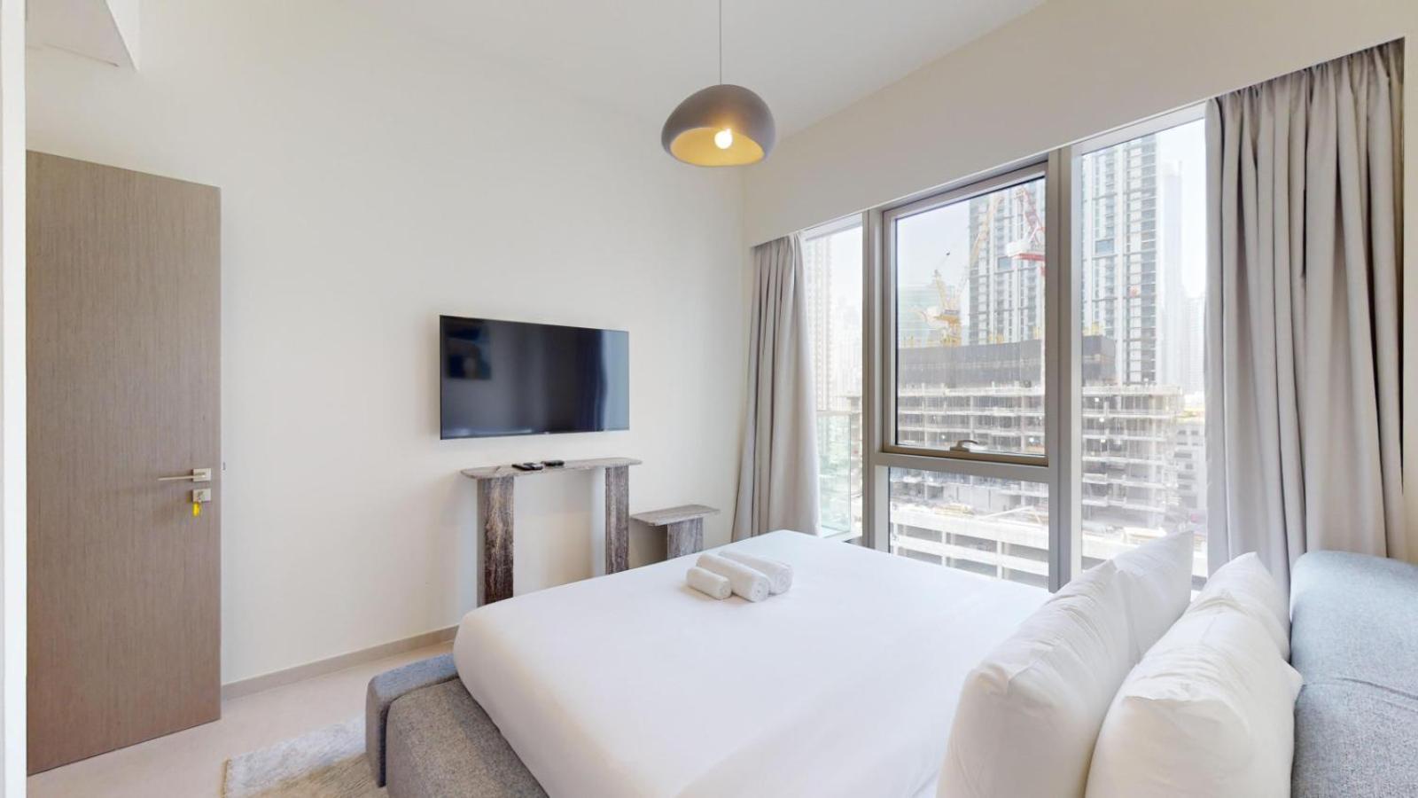 Grande - Contemporary One Bedroom * Dubai