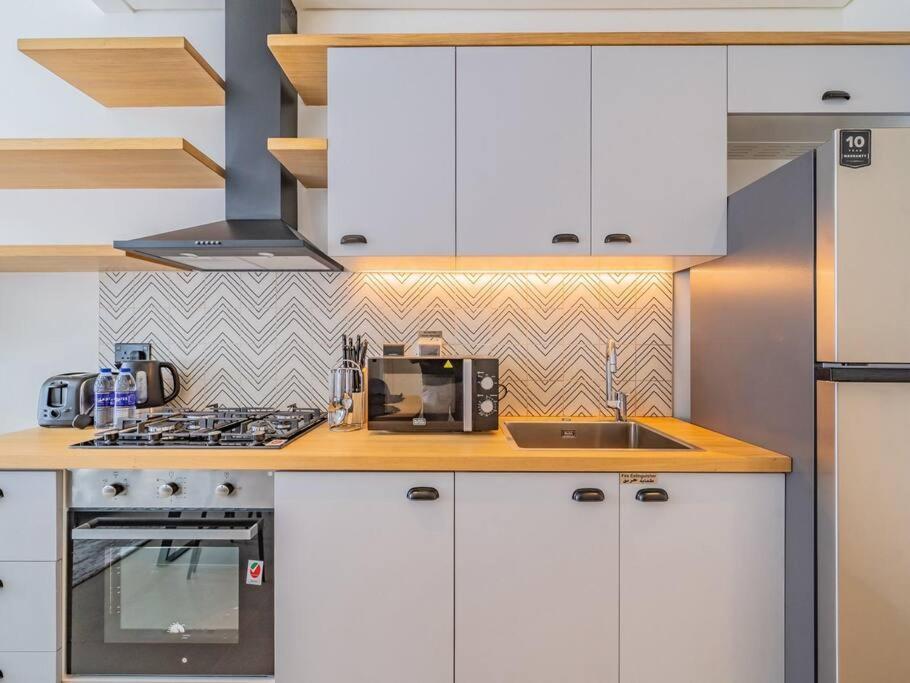 Apartment Modern 1bed In Hills Estate Dubai