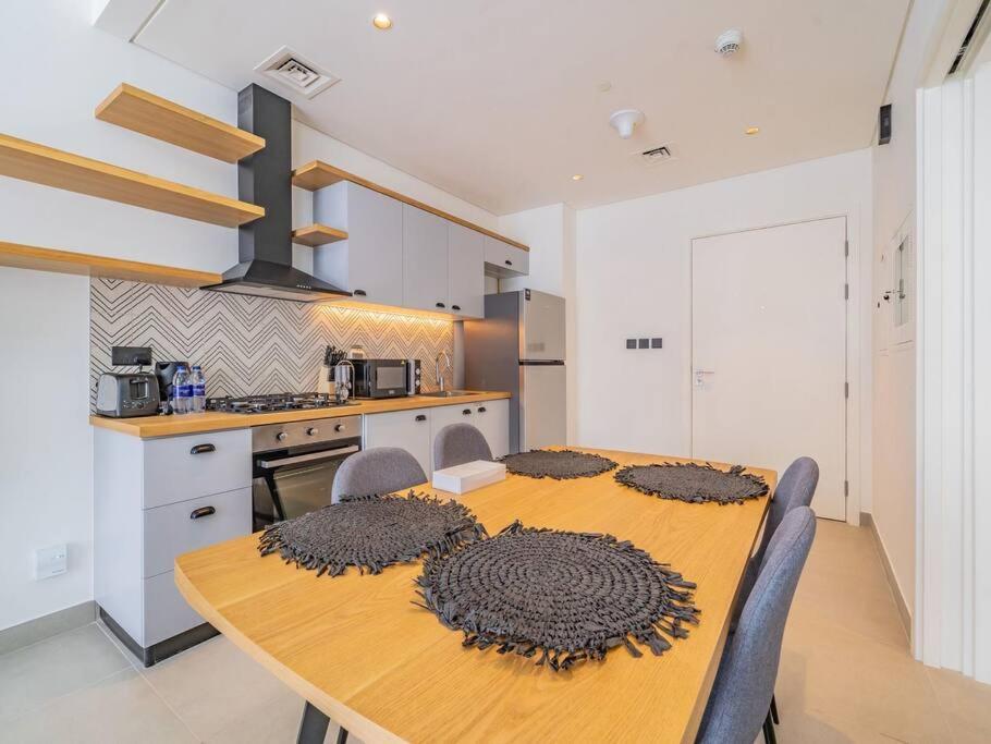 Apartment Modern 1bed In Hills Estate *