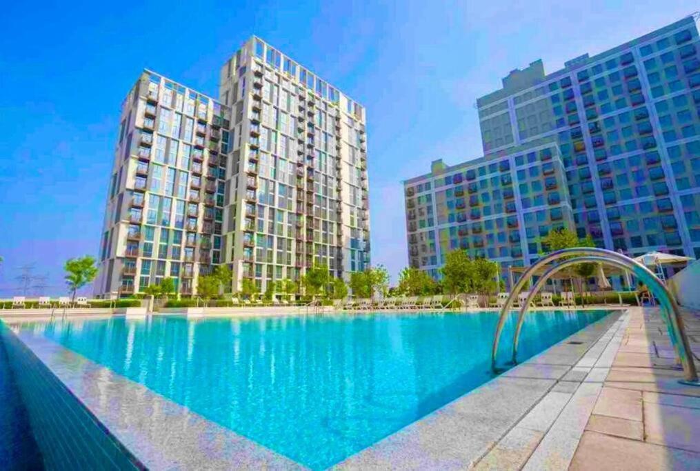 Apartment Modern 1bed In Hills Estate *