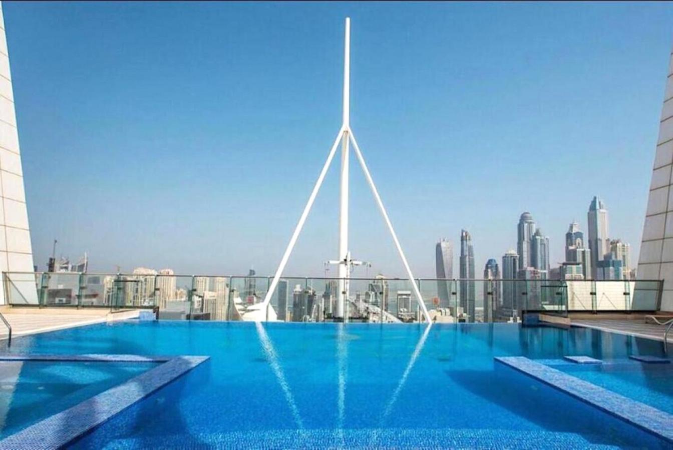 Fabulous In Jlt With View Apartment *
