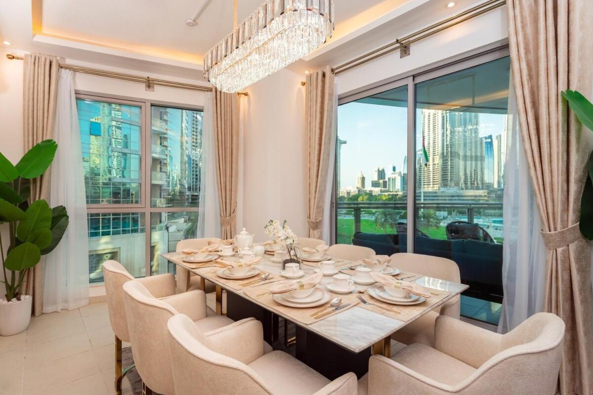 Elite Royal - Full Burj Khalifa & Fountain View - Largest Layout - Half Floor - Luxurious Apartment Dubai