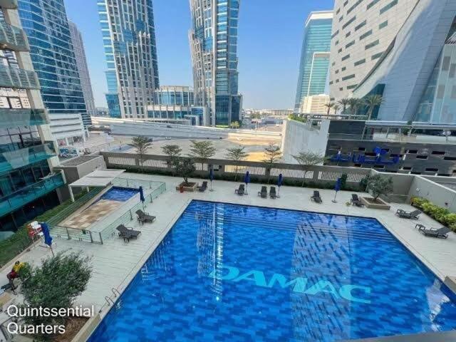 Chic Near Down Town In Business Bay Apartment *