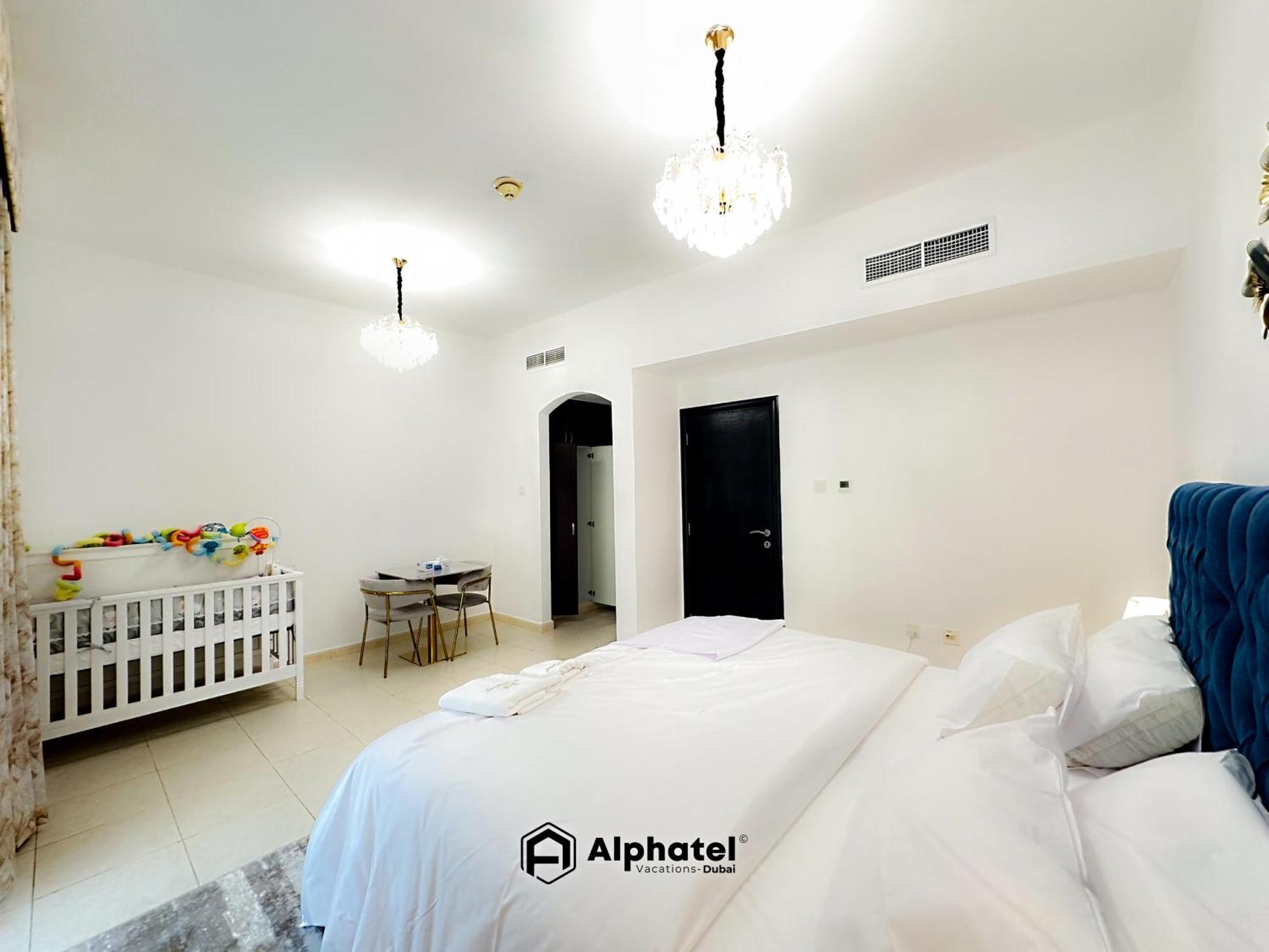Elegant 3-bedroom In Jvc - - Ideal For Modern Lifestyles - By Alphatel Vacations *
