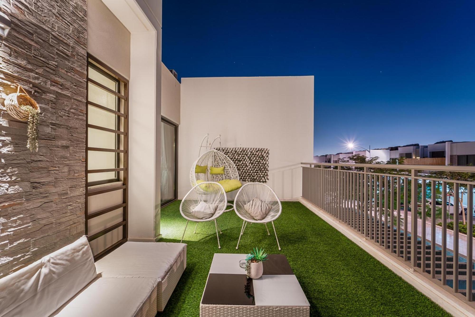 Villa Stunning Private Pool 4 Bedroom House - Damac Hills 2 Land Dubai