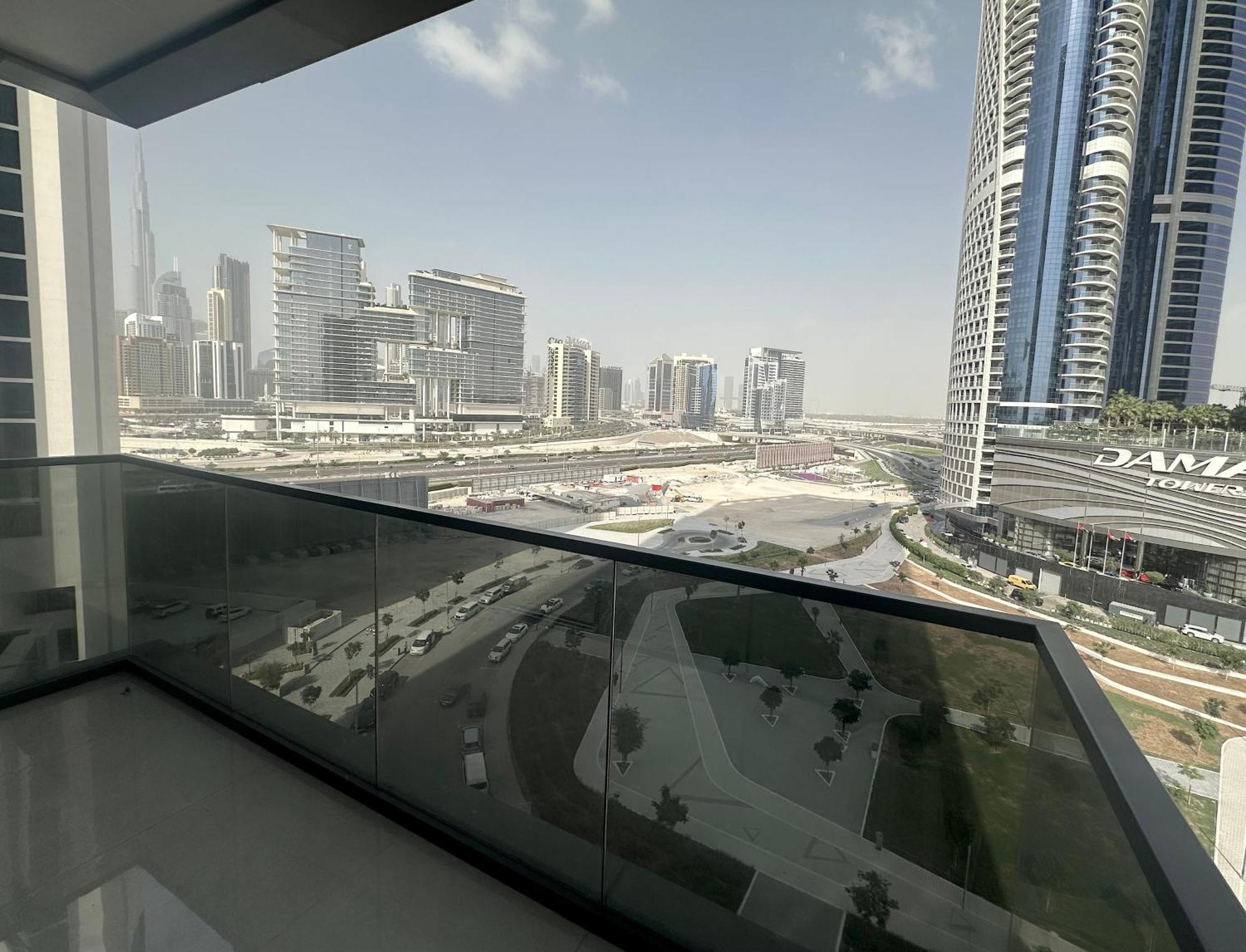 Amazing Luxury 2 Bd In Business Bay * Dubai