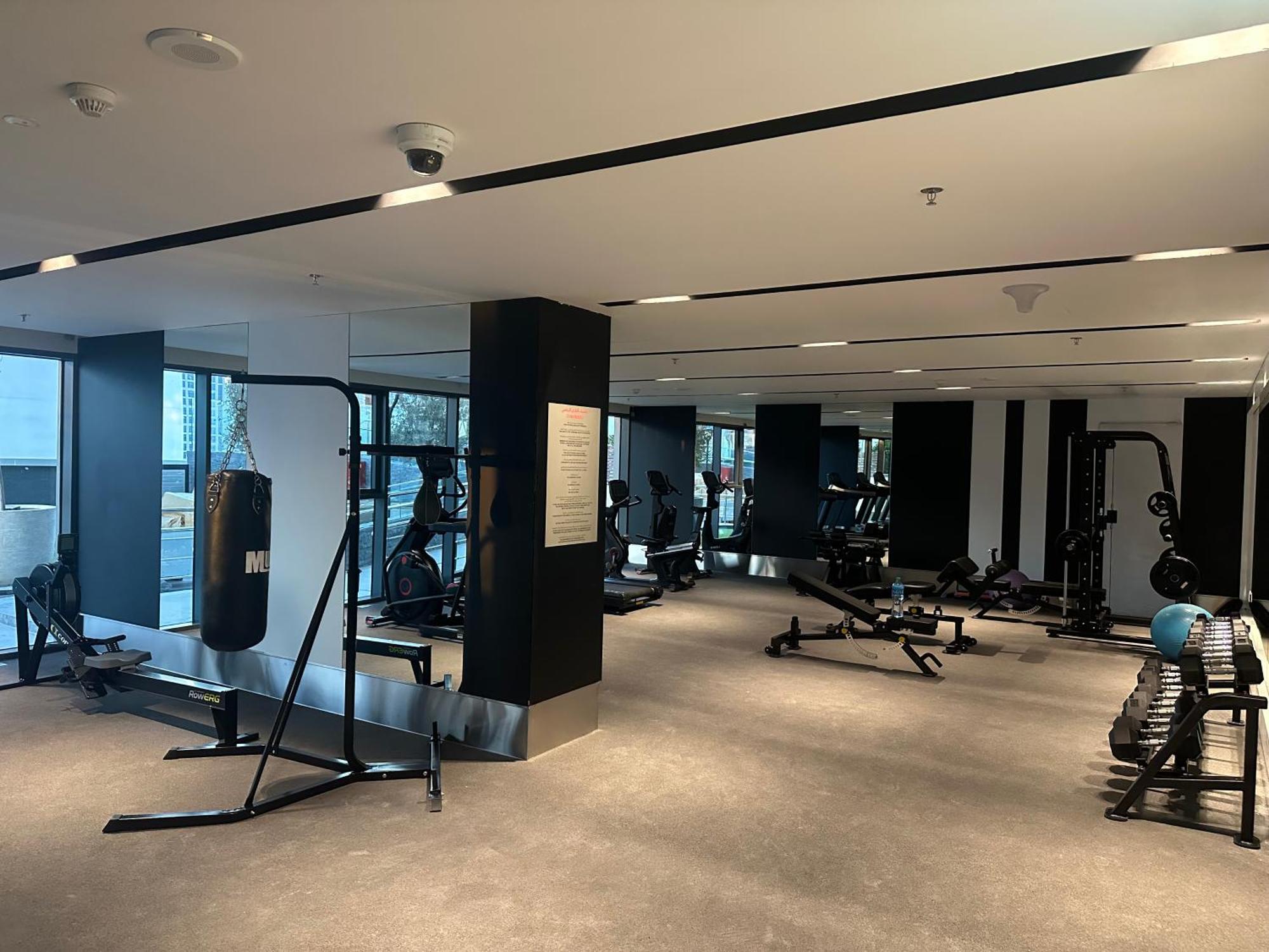 Amazing Luxury 2 Bd In Business Bay Apartment *