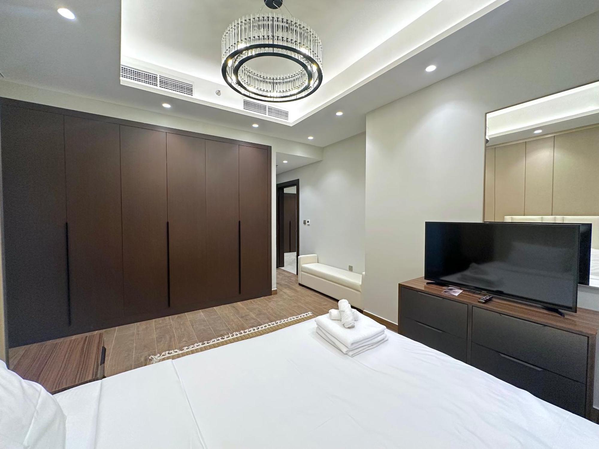 Amazing Luxury 2 Bd In Business Bay Apartment