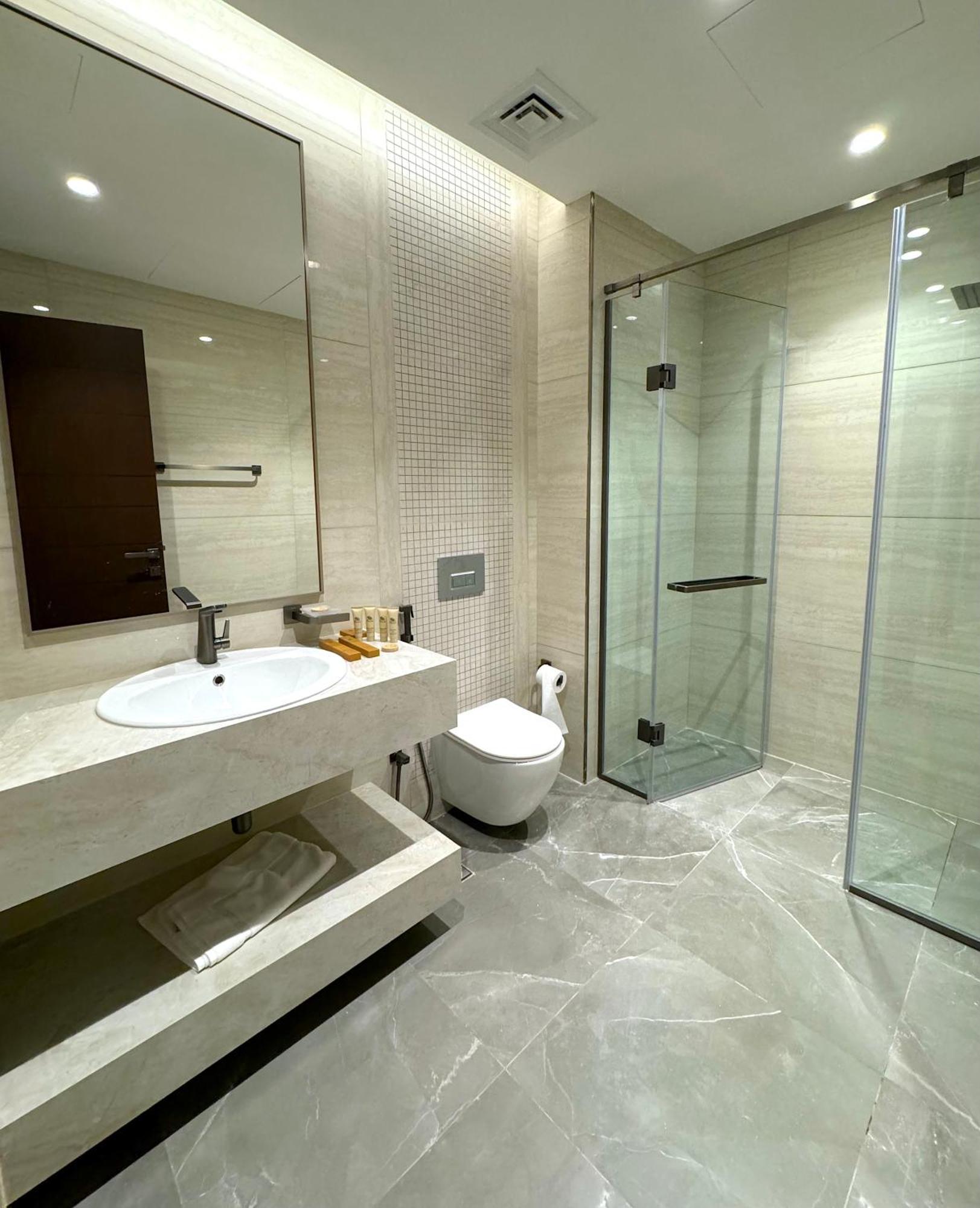 Amazing Luxury 2 Bd In Business Bay Apartment Dubai
