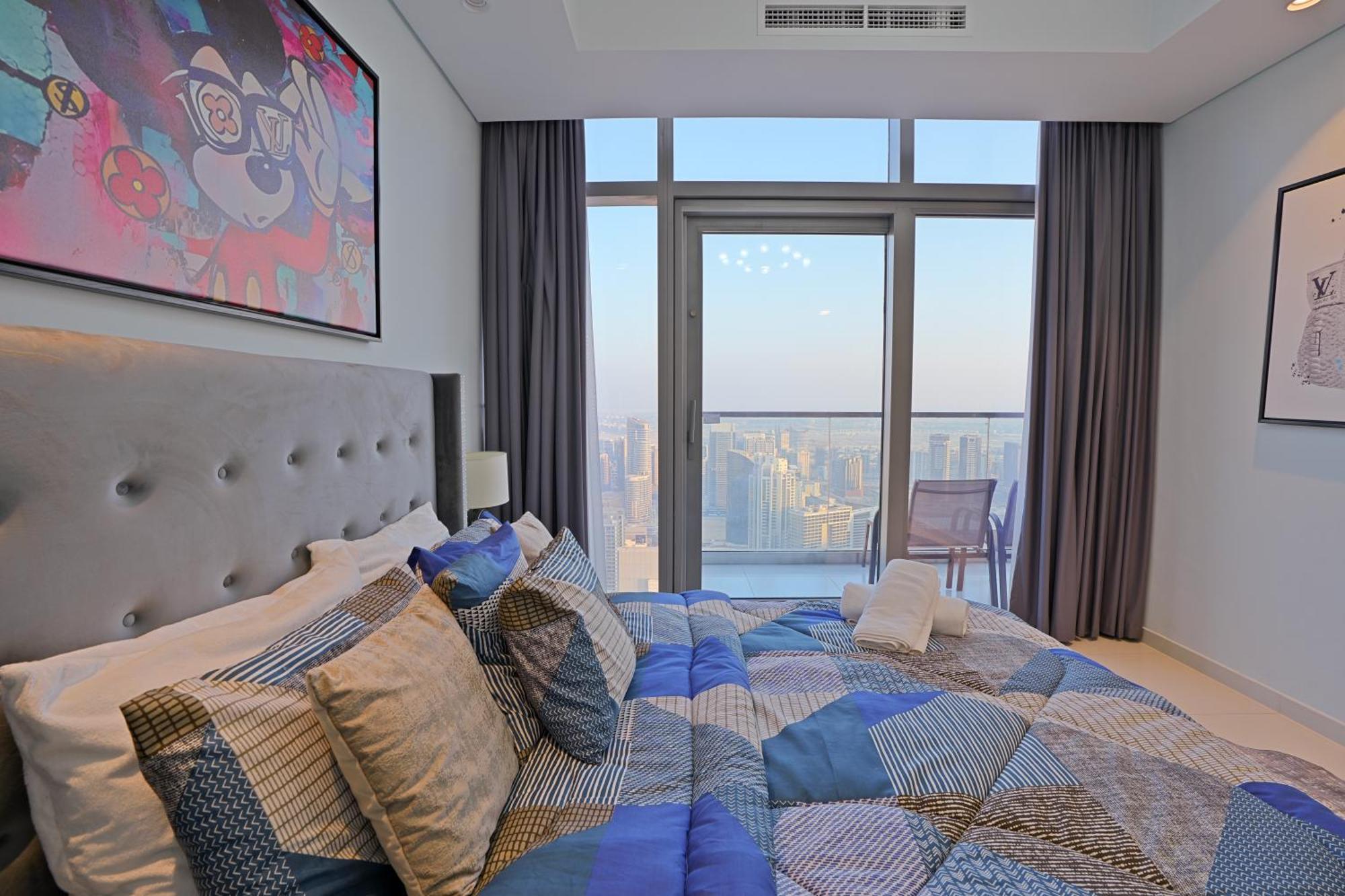 Ch - 2br Paramount - Floor Burj View