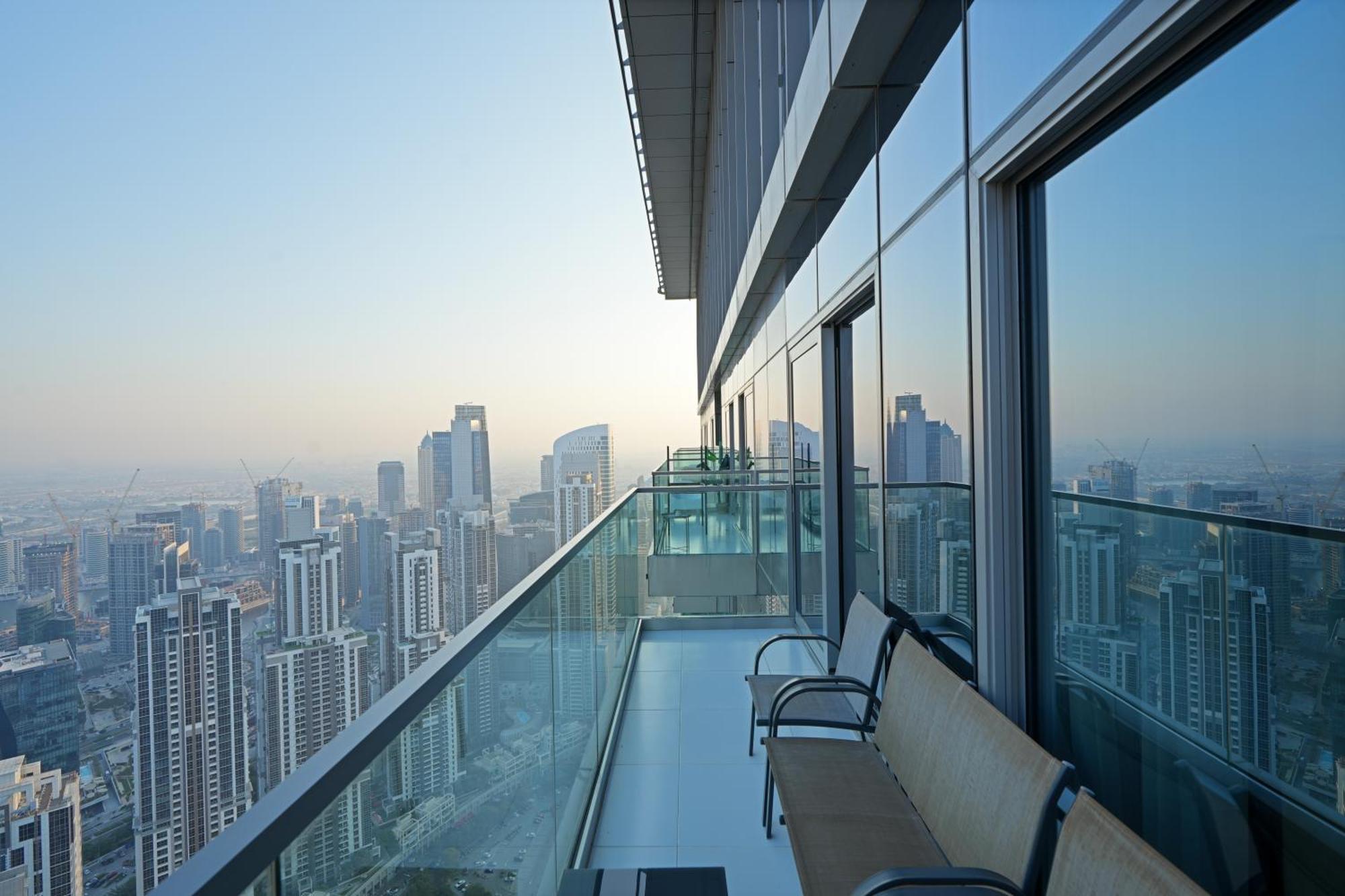 Ch - 2br Paramount - Floor Burj View Apartment