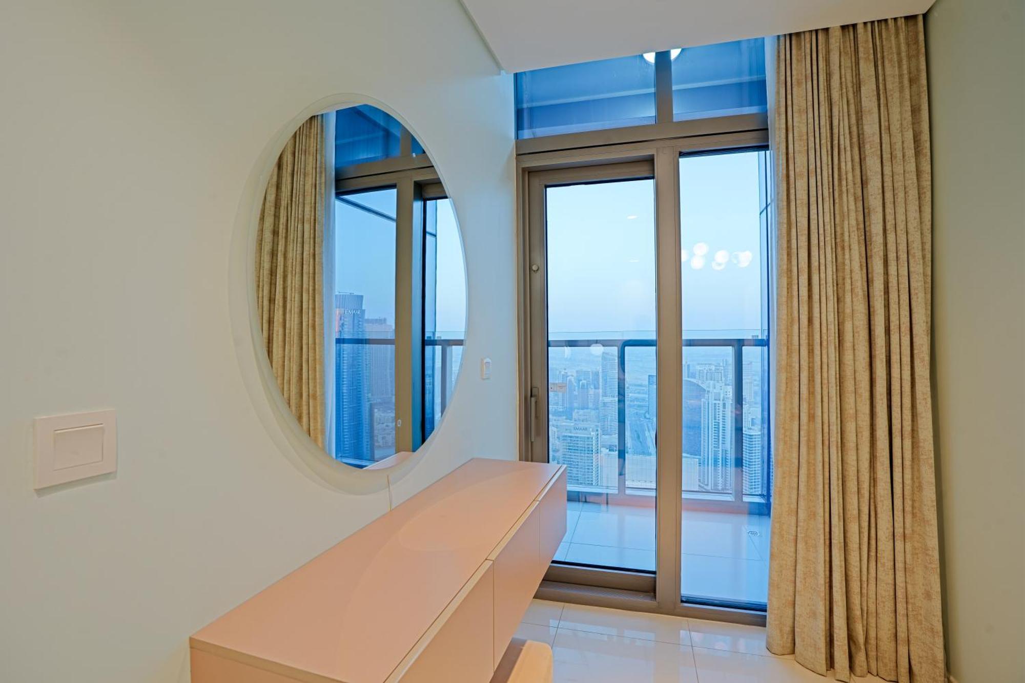 Ch - 2br Paramount - Floor Burj View *