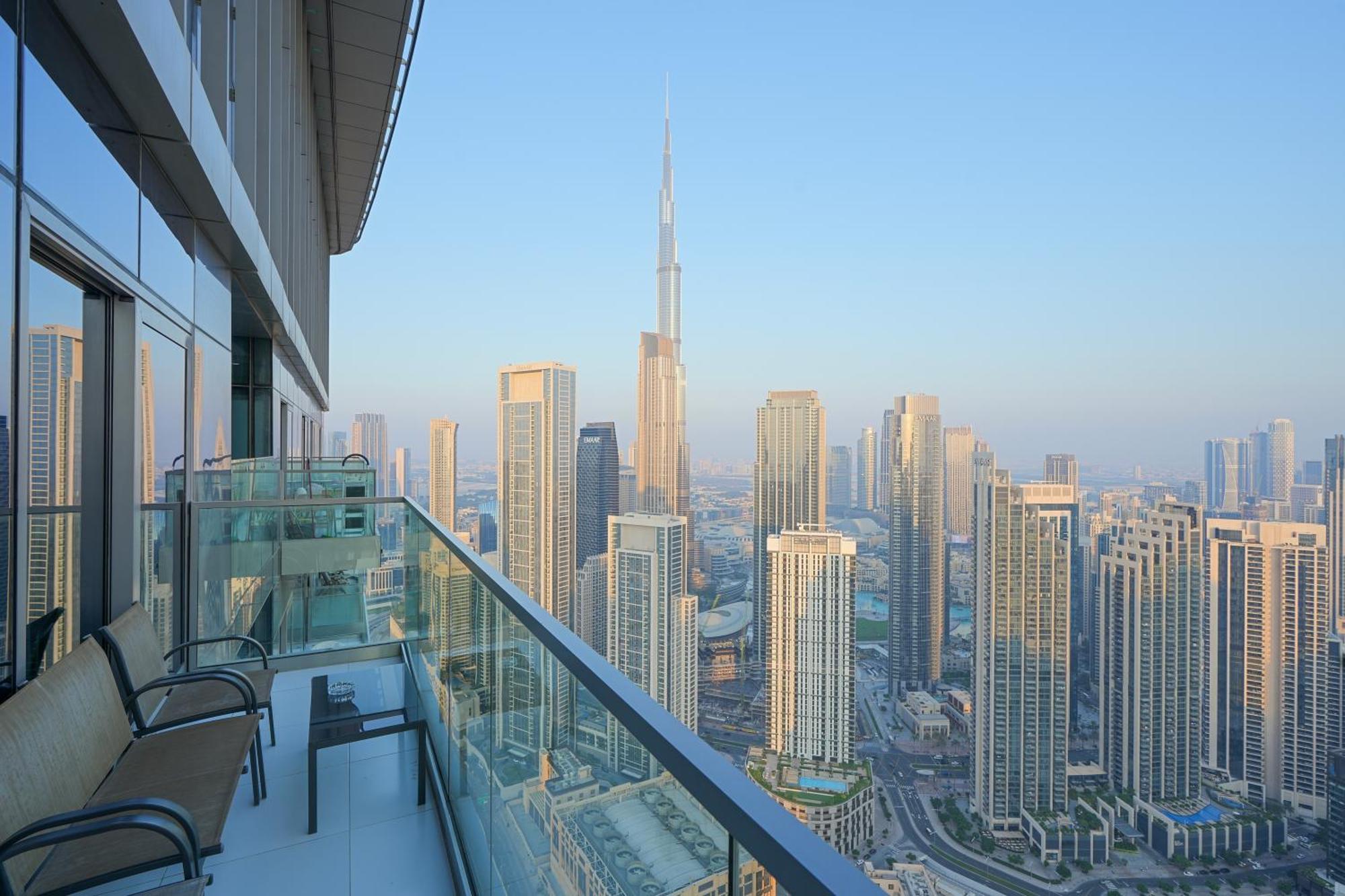 Ch - 2br Paramount - Floor Burj View Apartment *