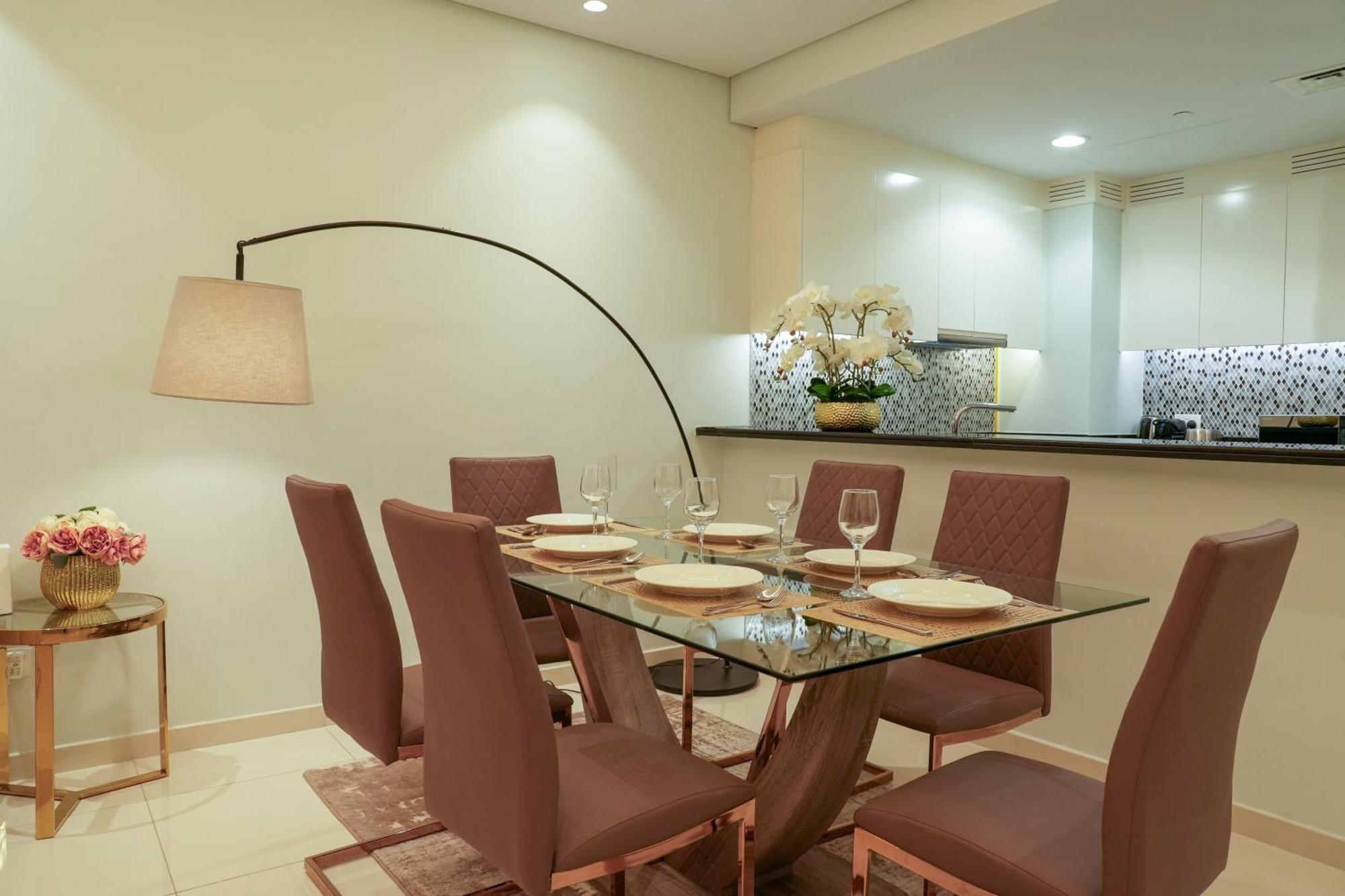 Ch - 2br Paramount - Floor Burj View Apartment