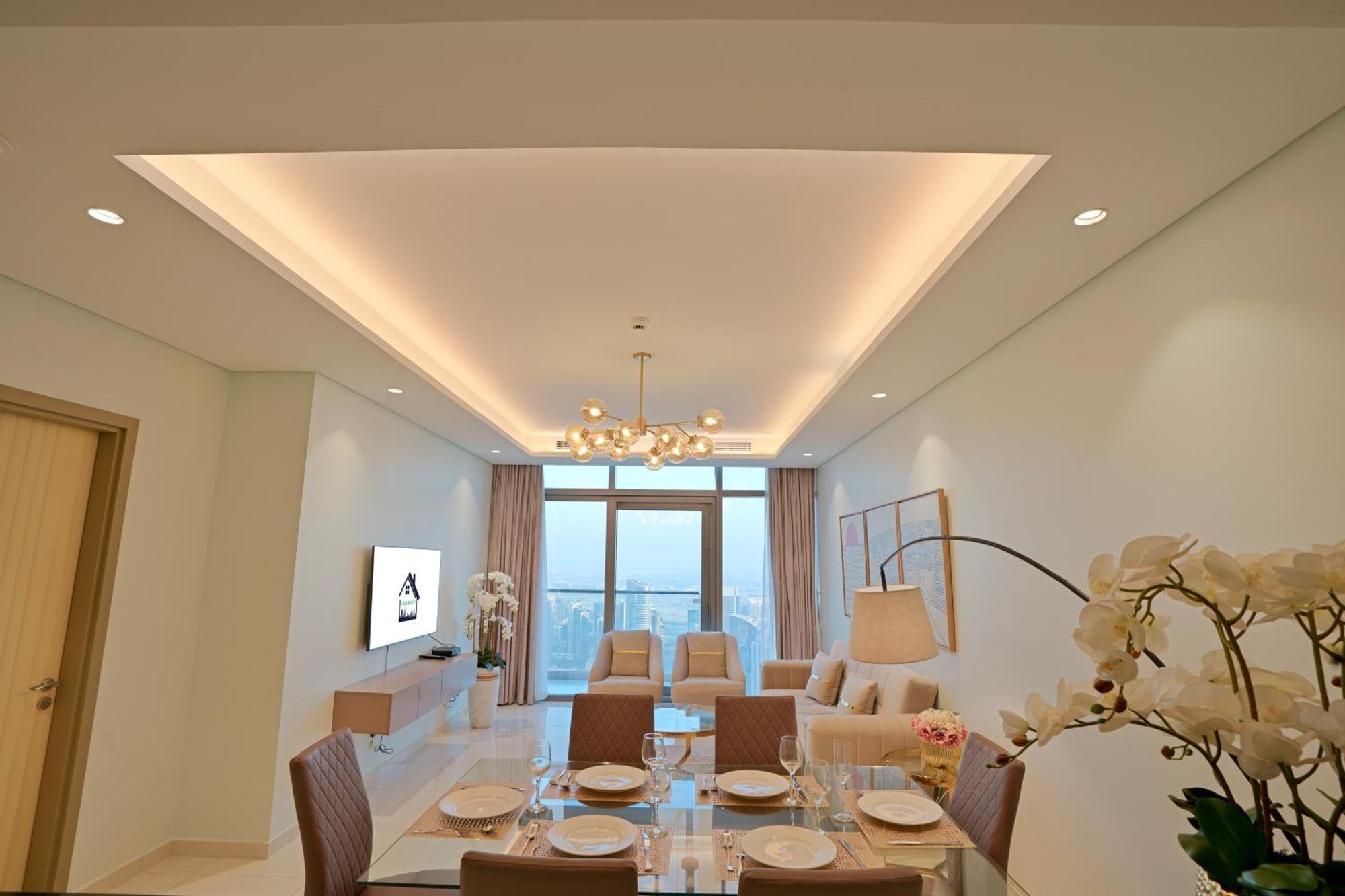 Ch - 2br Paramount - Floor Burj View Dubai