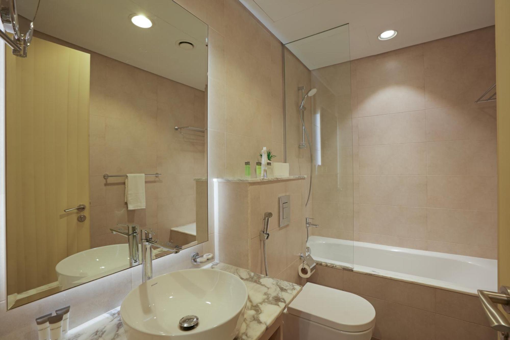 Ch - 2br Paramount - Floor Burj View *