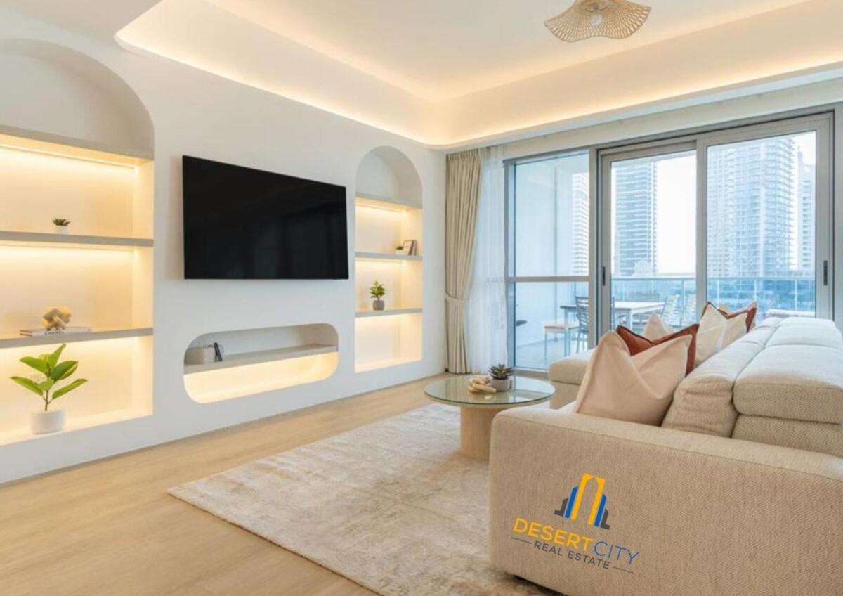 Chic 2 Bed In Marina, Hosted By Desert