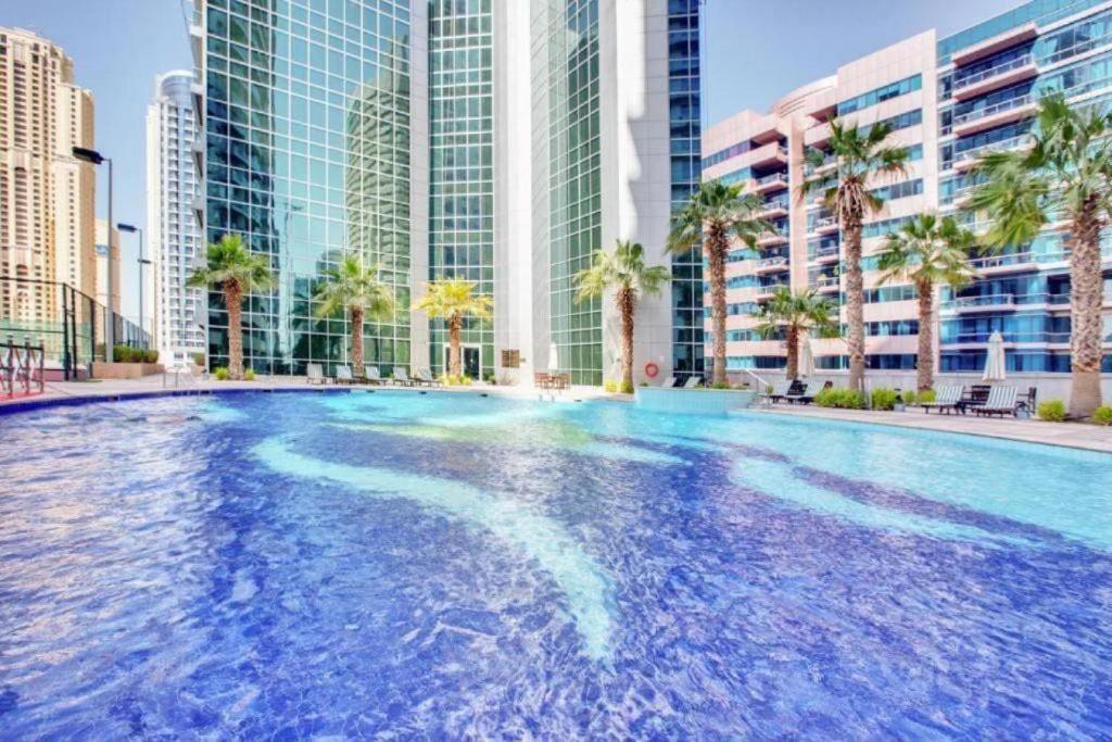 Apartment Damac Waves Tower Marina - Of Choice
