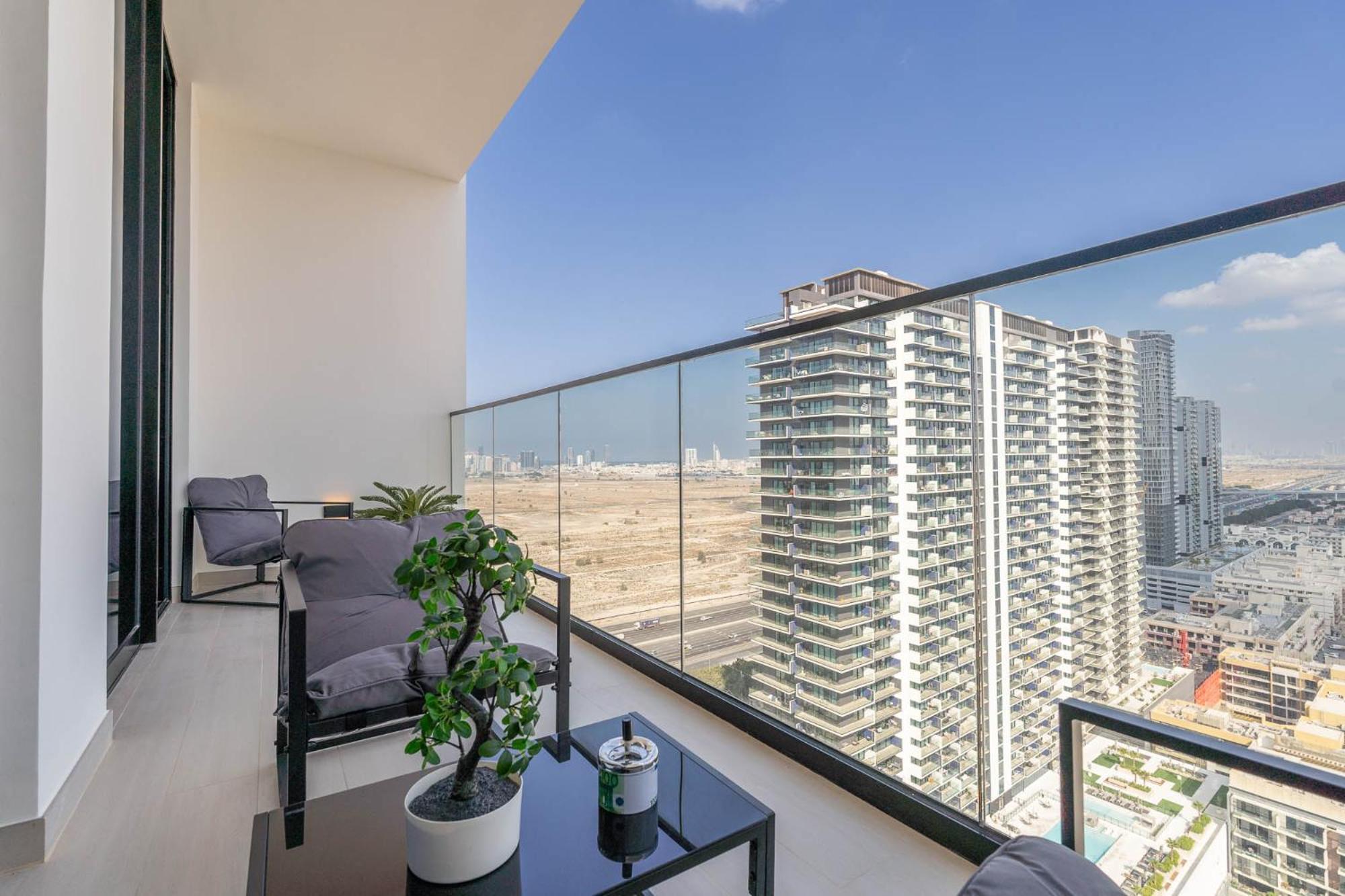 Sky-high Serenity - Stylish 1bhk - 20th Floor Dubai