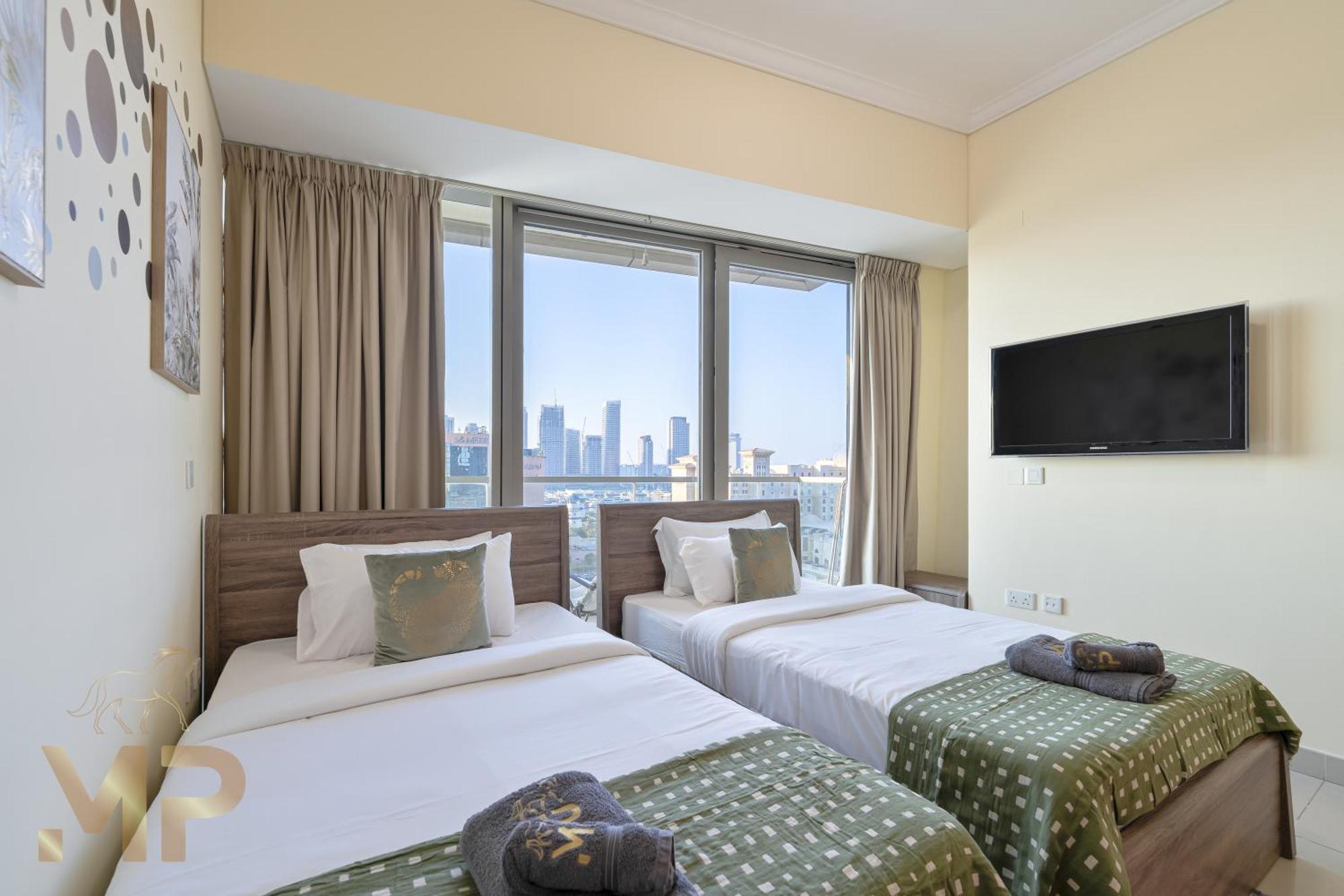 Marcopolo - Spacious 3br With Eye & Sea Views Dubai