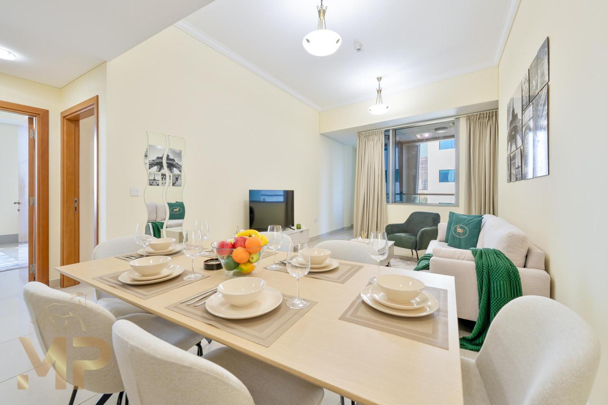Marcopolo - Spacious 3br With Eye & Sea Views Dubai