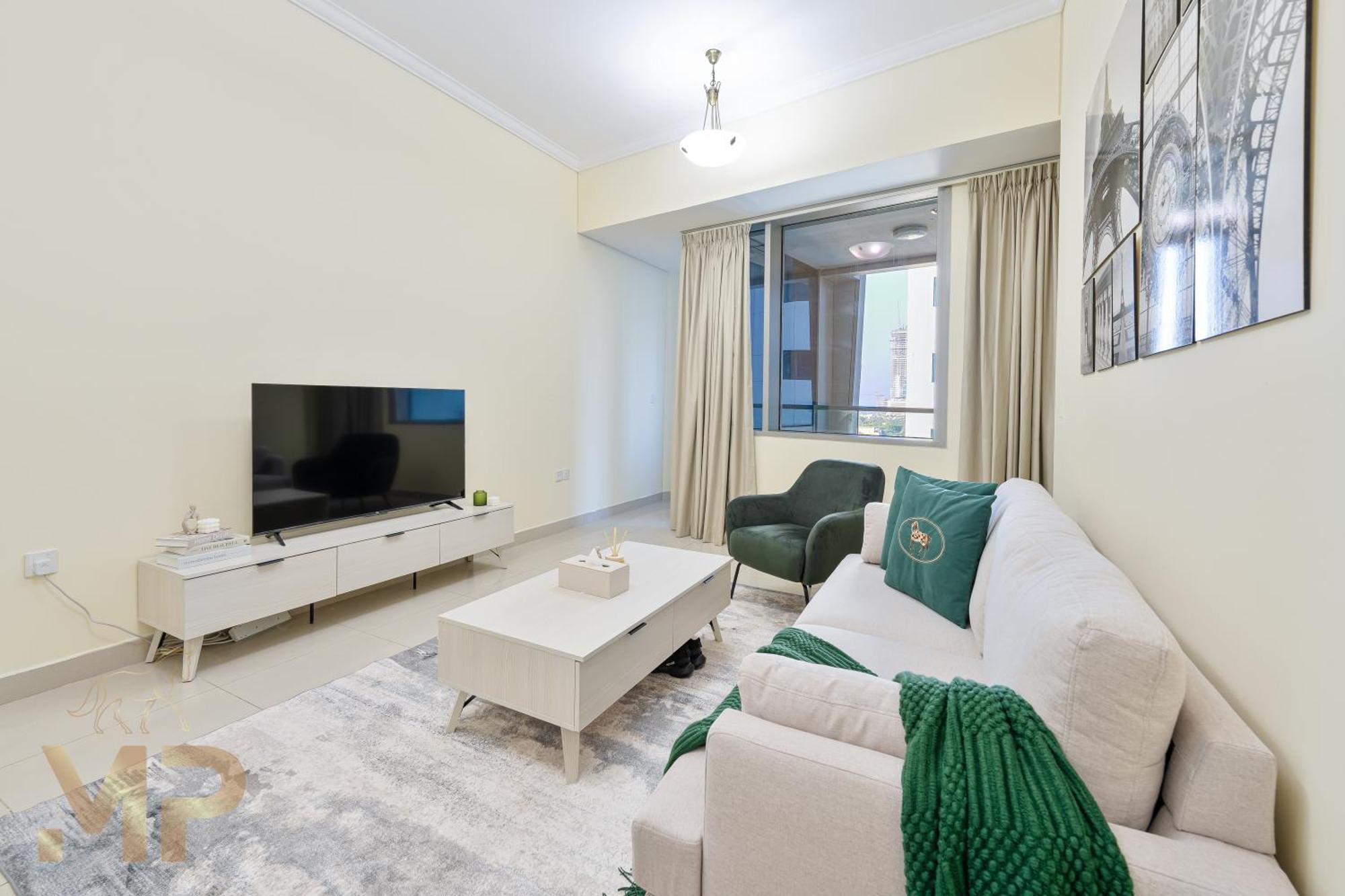 Marcopolo - Spacious 3br With Eye & Sea Views Dubai