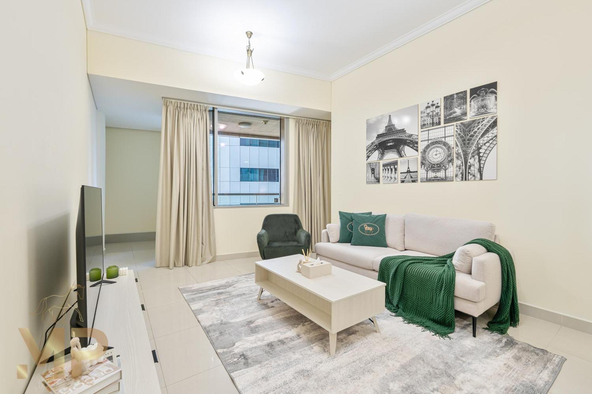 Marcopolo - Spacious 3br With Eye & Sea Views Dubai