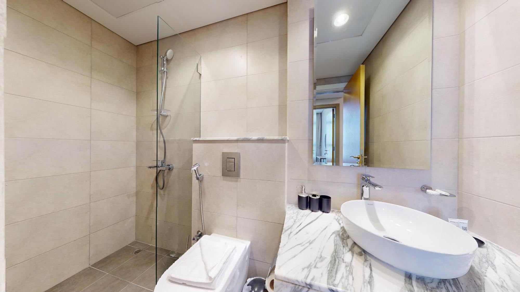 Primestay - Canal View 2br In Aykon Tower - Business Bay *