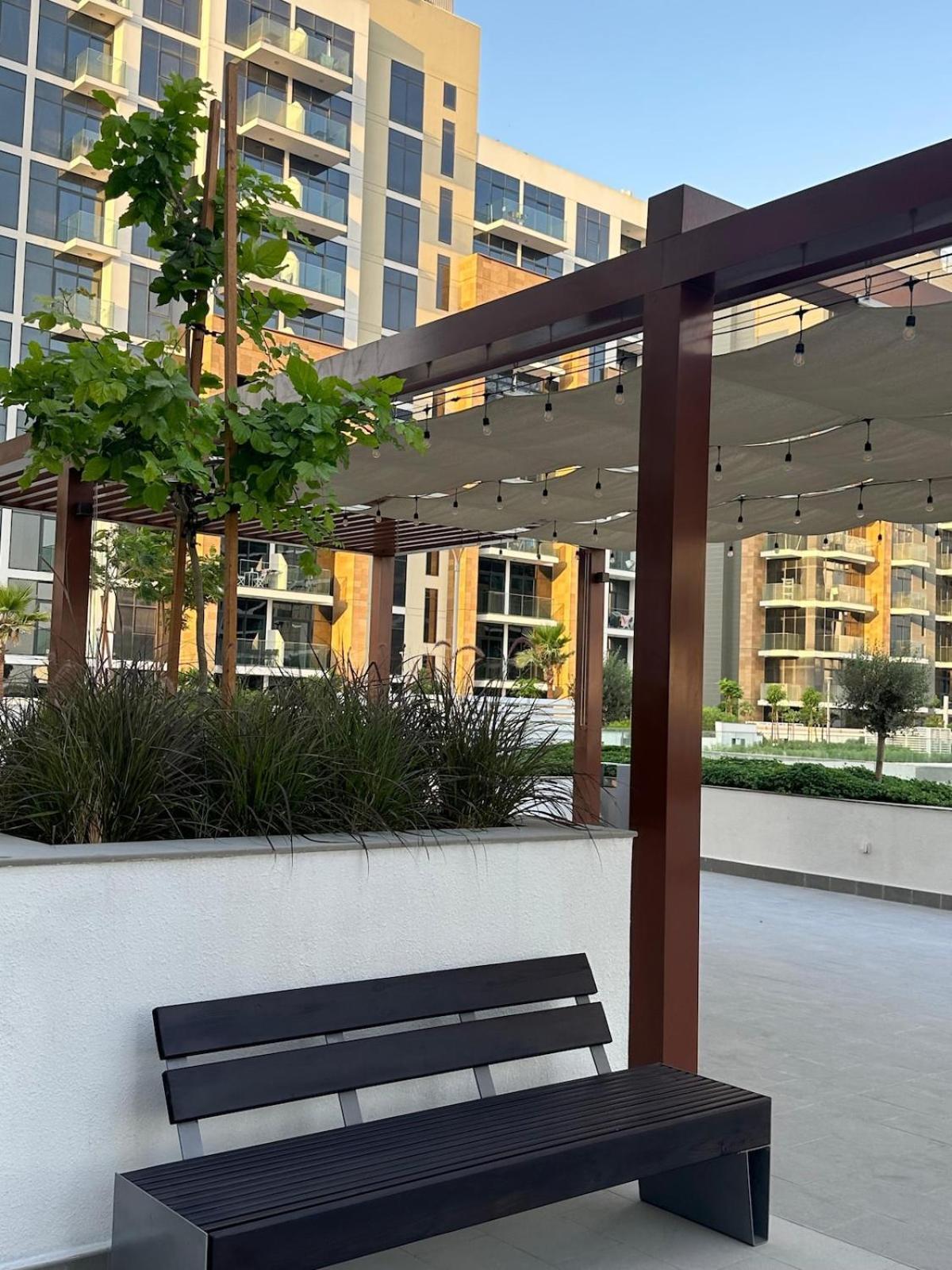 Apartment Brand New Near Burj Khalifa & Mall Dubai