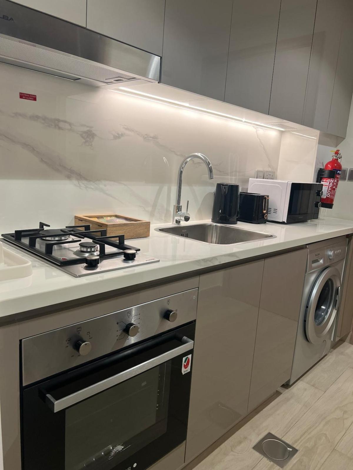 Brand New Near Burj Khalifa & Mall Dubai