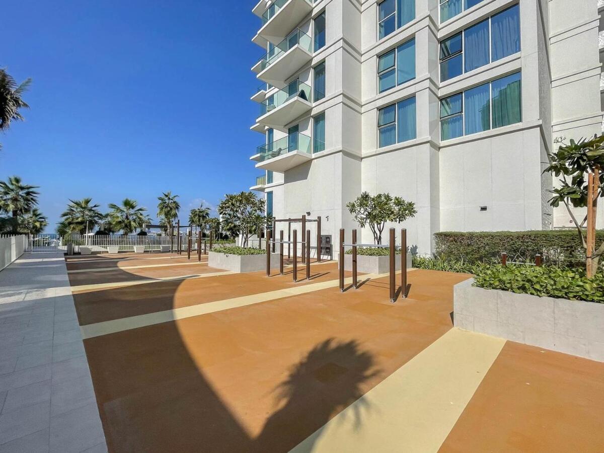 Beautiful 2 Bedroom Sea Views At La Vie Jbr