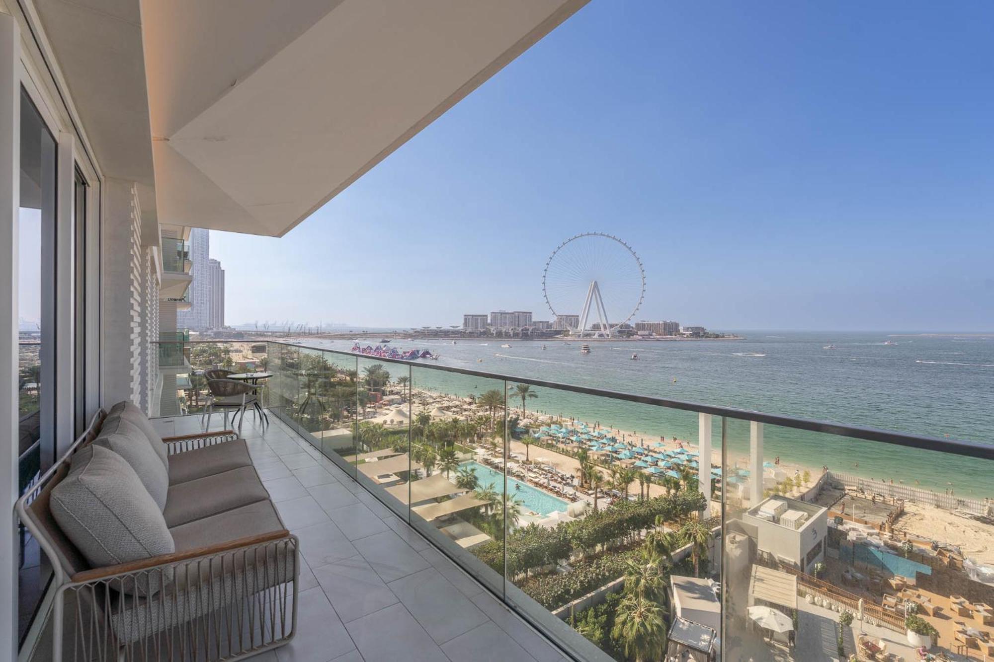 Beautiful 2 Bedroom Sea Views At La Vie Jbr Dubai