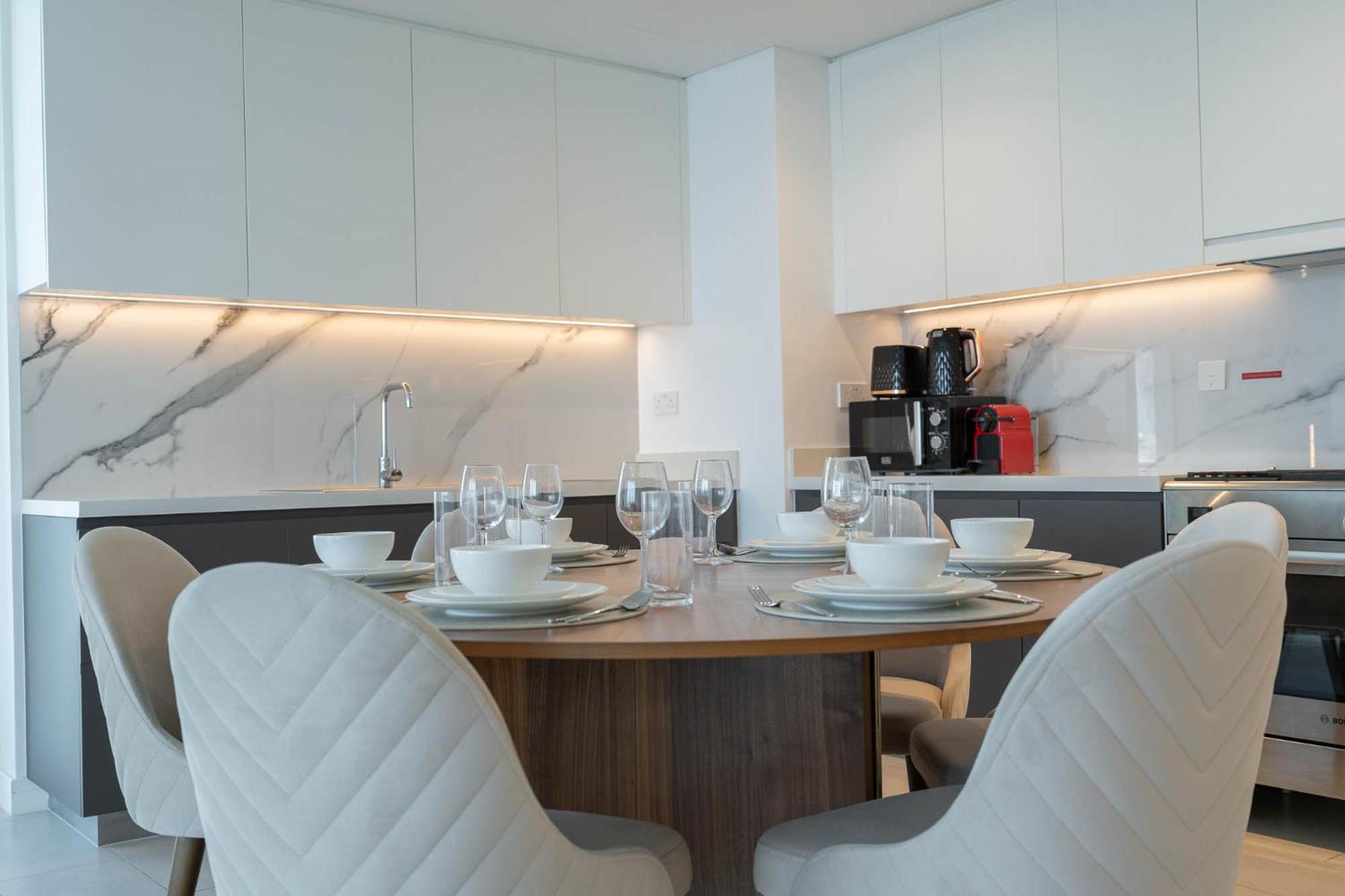 Beautiful 2 Bedroom Sea Views At La Vie Jbr * Dubai