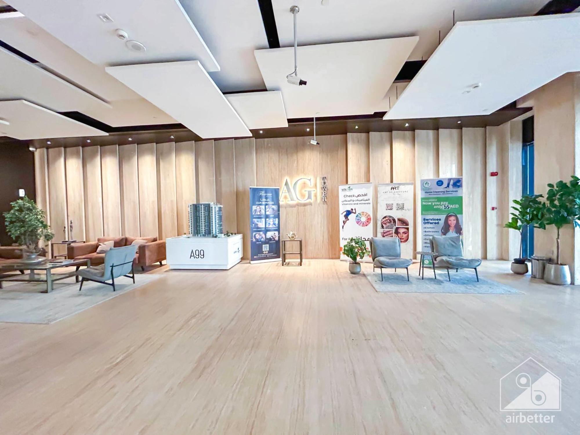 Amazing With Balcony & View Apartment Dubai